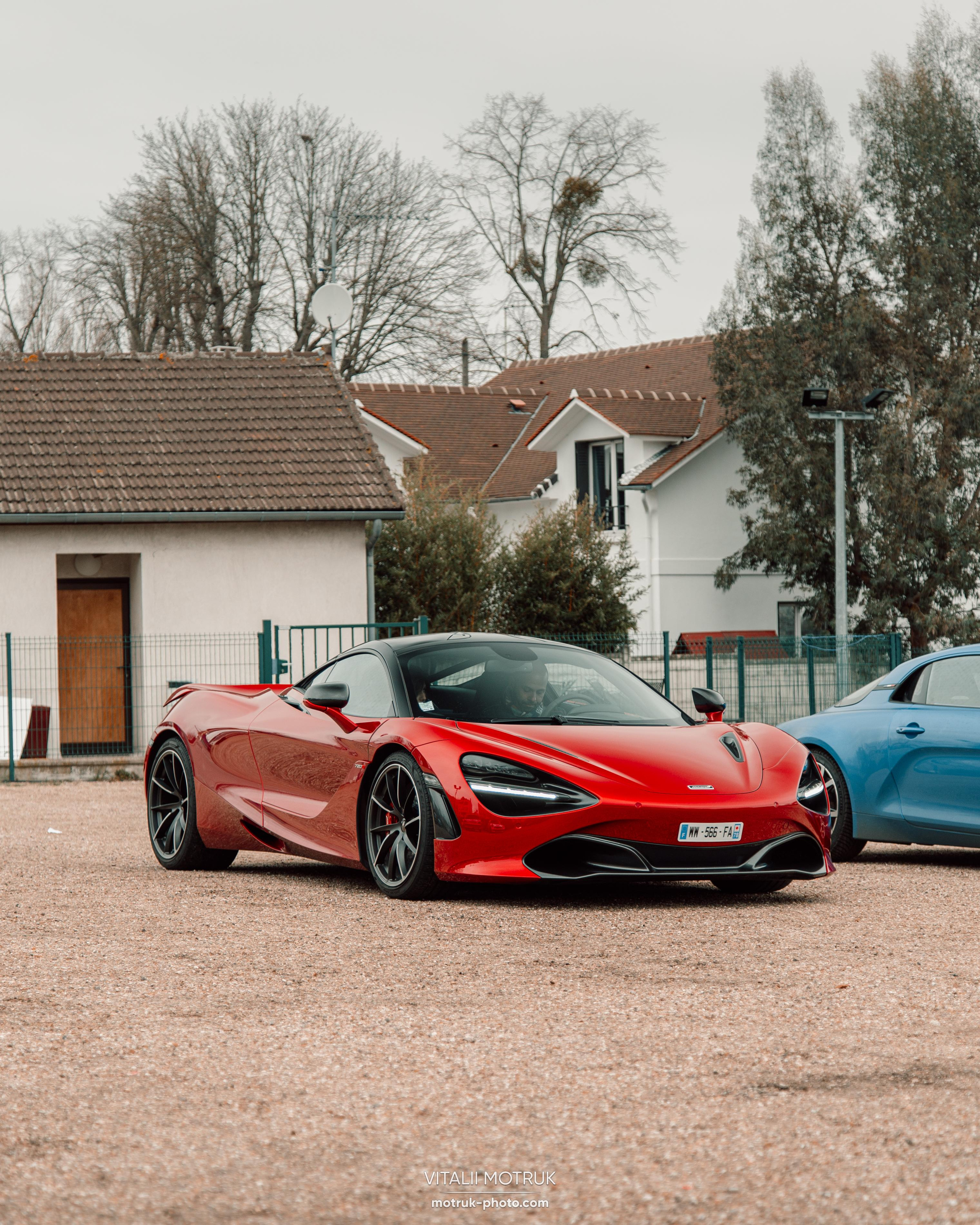 Cars and Coffee 12.02. Photographe de voitures à Paris — Vitalii Motruk