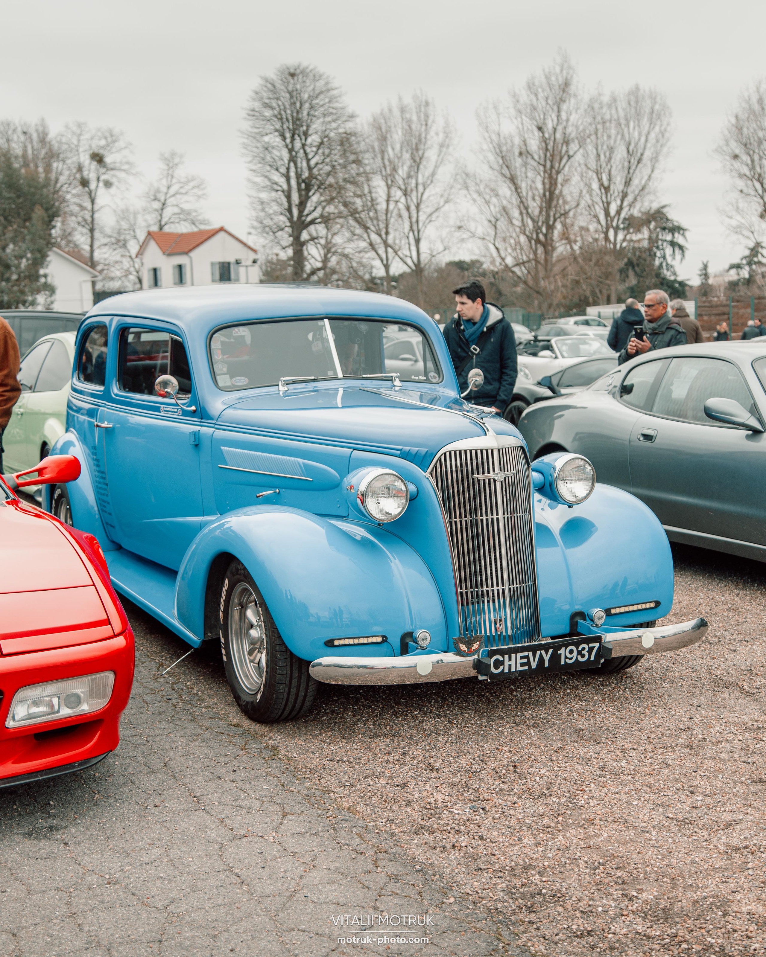 Cars and Coffee 12.02. Photographe de voitures à Paris — Vitalii Motruk