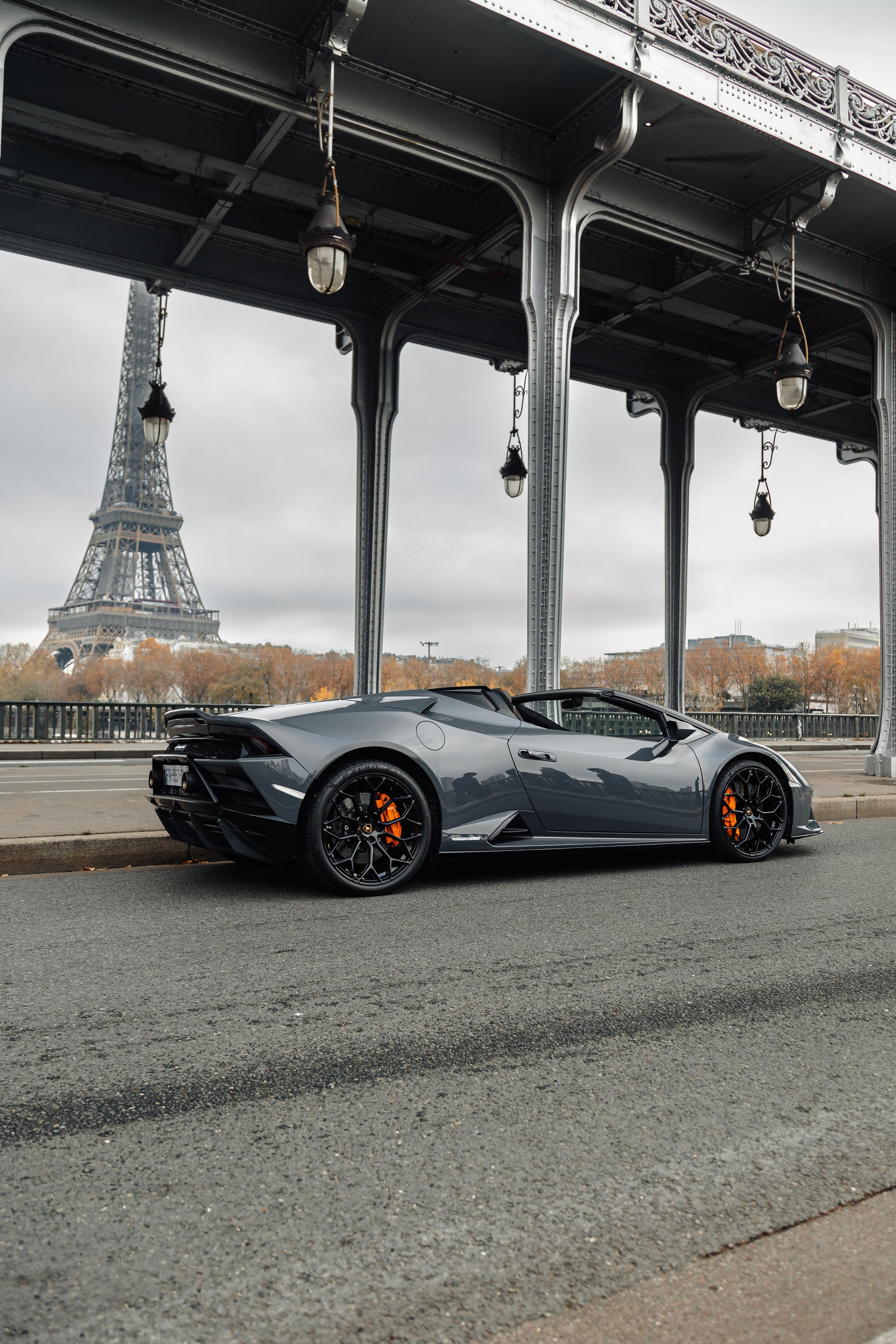 Lamborghini Huracan Evo Spyder. Photographer in Paris — Vitalii Motruk