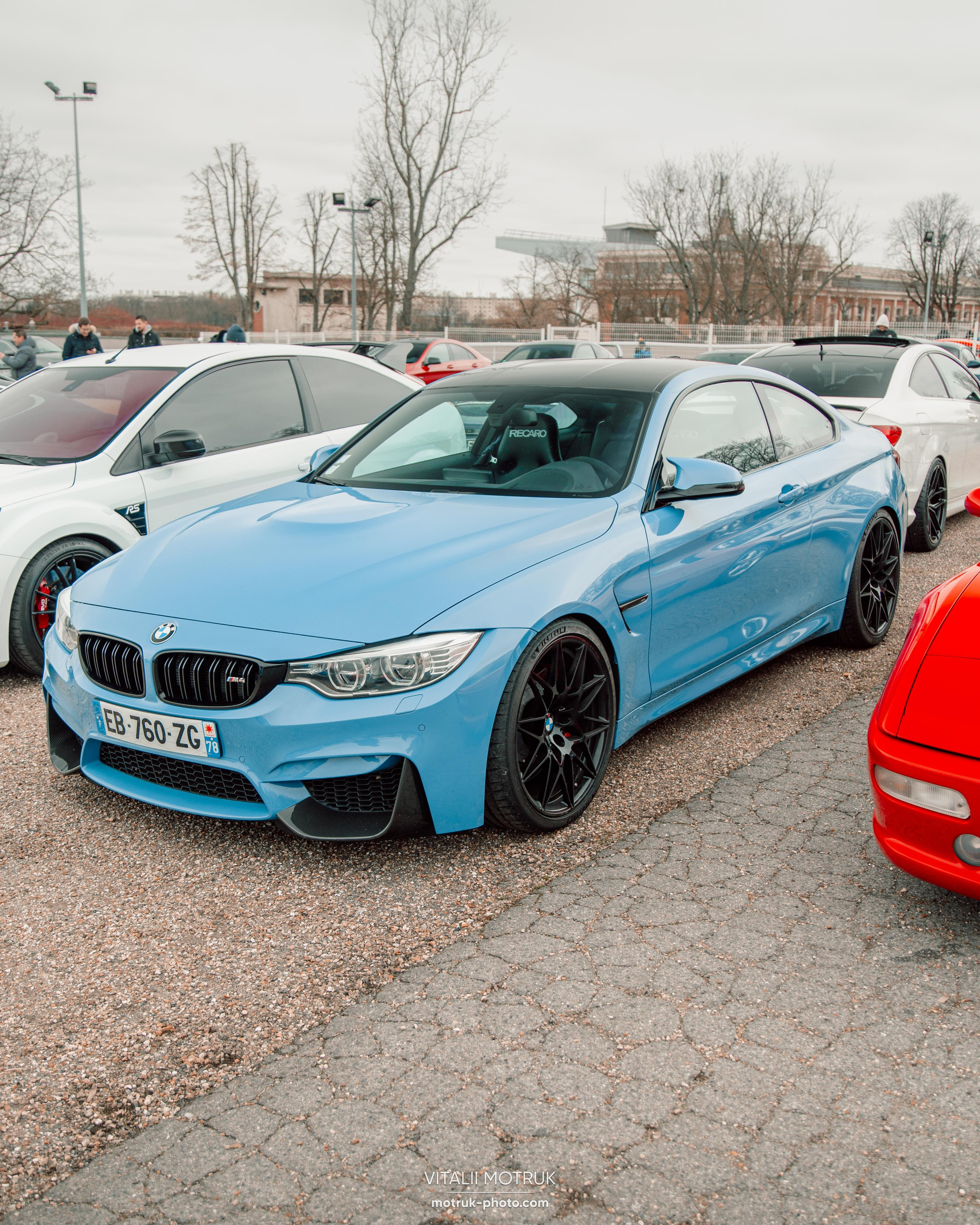 Cars and Coffee 12.02. Photographe de voitures à Paris — Vitalii Motruk