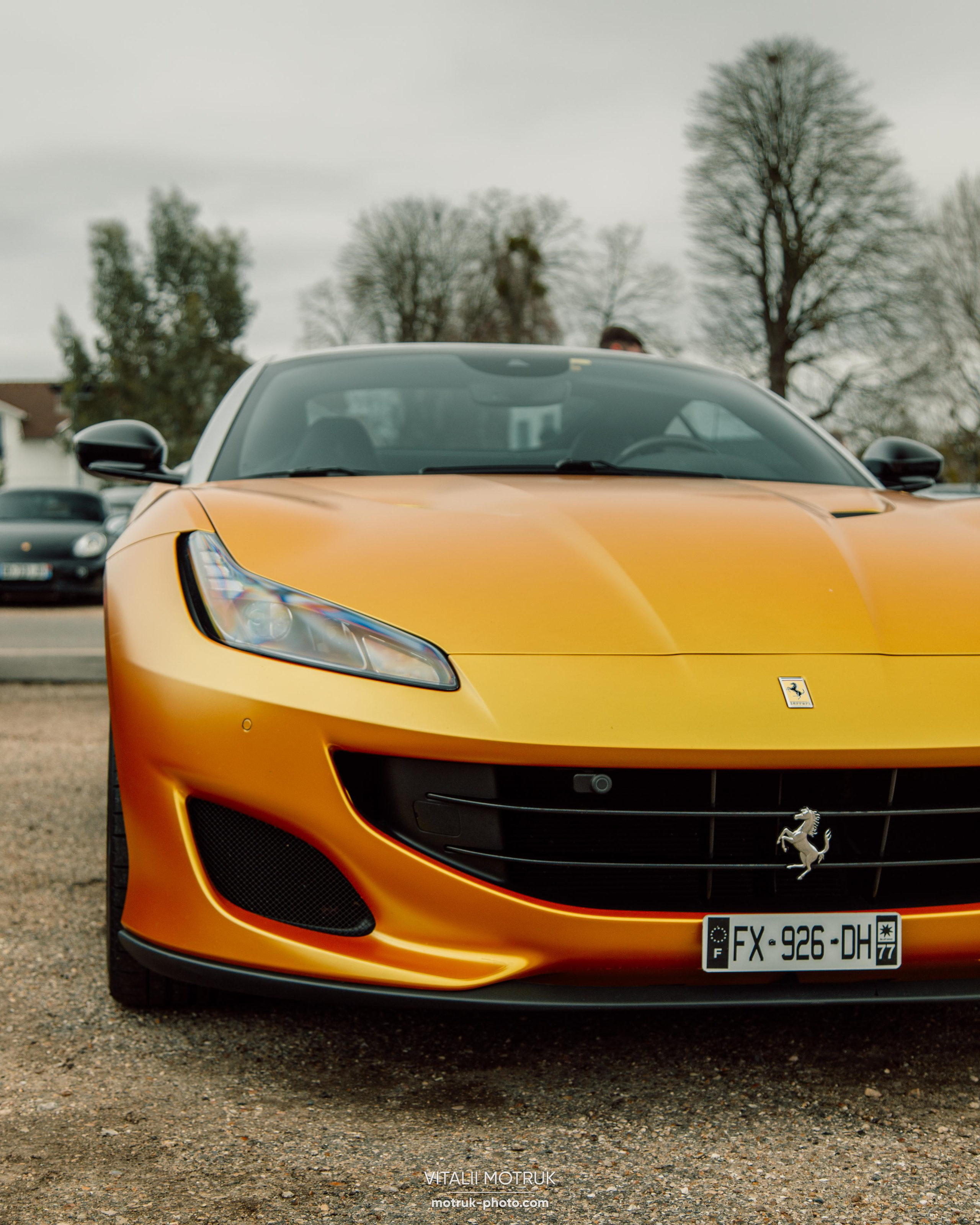 Cars and Coffee 12.02. Photographe de voitures à Paris — Vitalii Motruk
