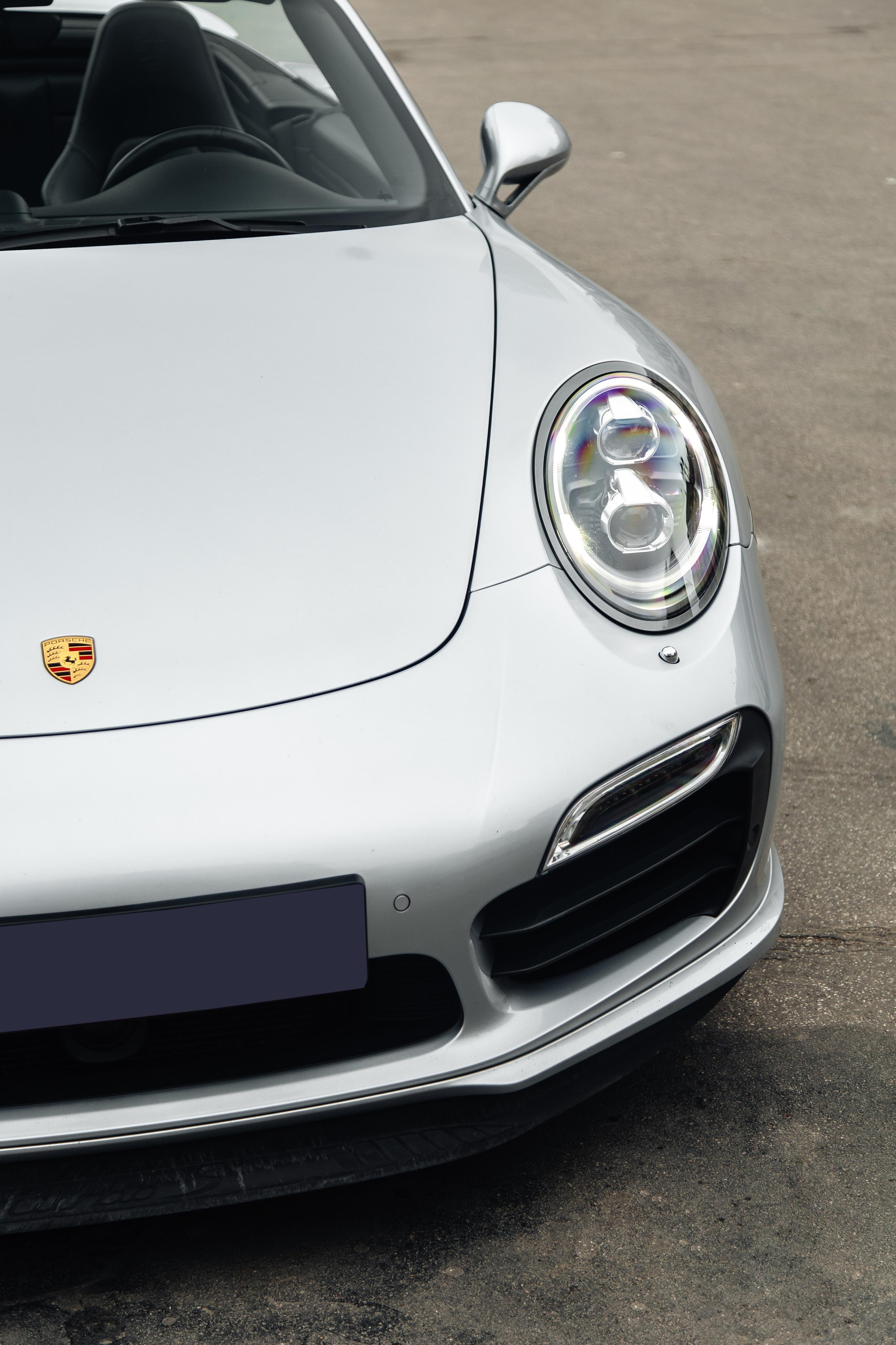 Porsche 911 Turbo S (Type 991). Photographer in Paris — Vitalii Motruk