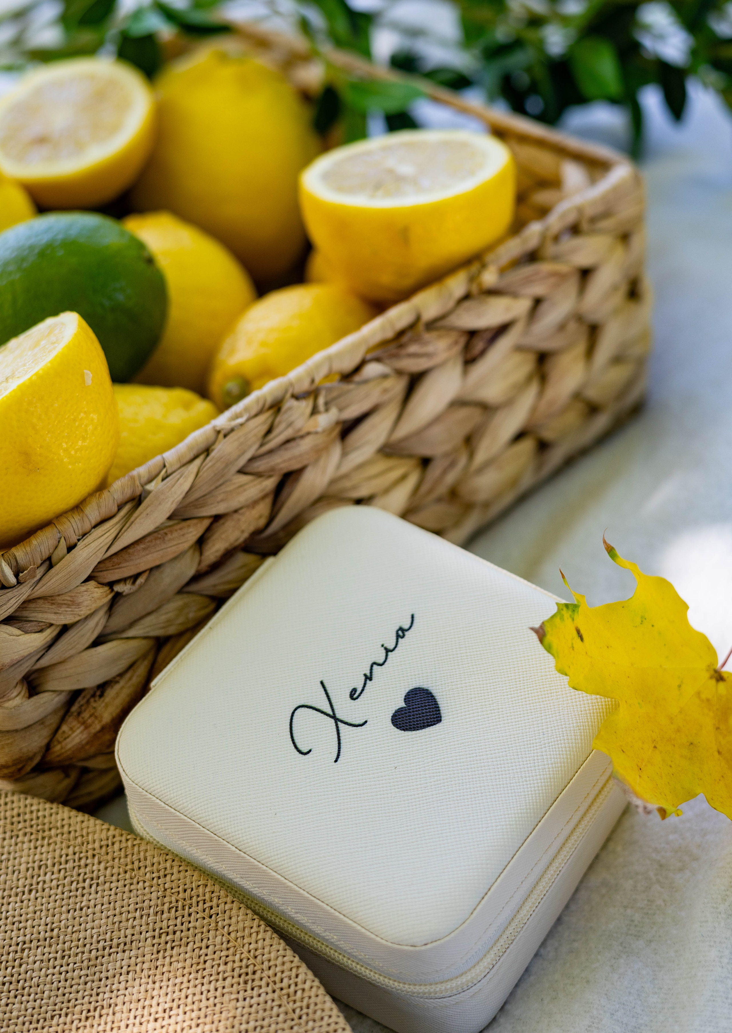 Портретная съемка с лимоном |Fotograf Chisinau | Vrabii Olga. Семейный фотограф Кишиневе, Молдова Врабий Ольга