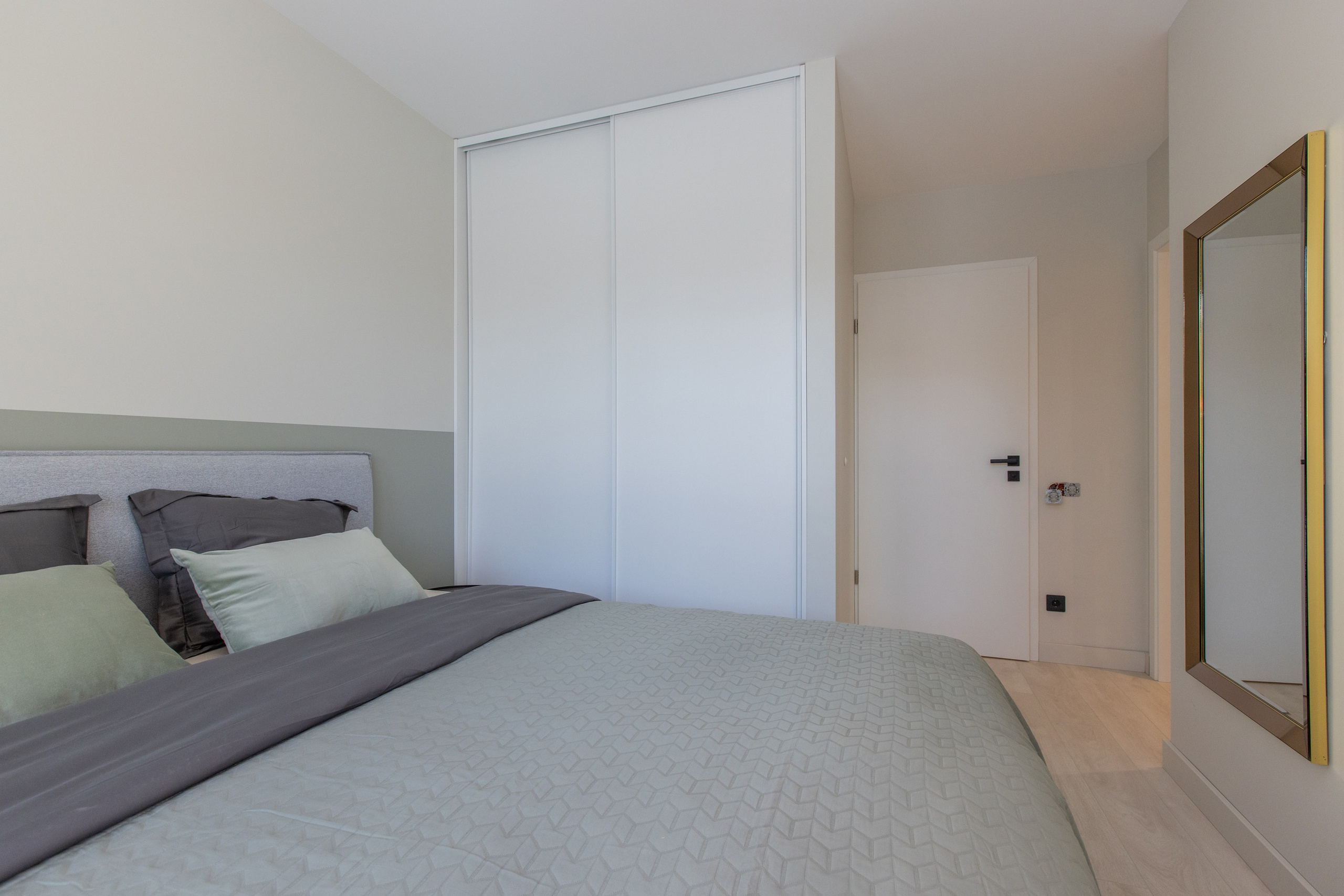 DEMO DZĪVOKLIS. Sākums