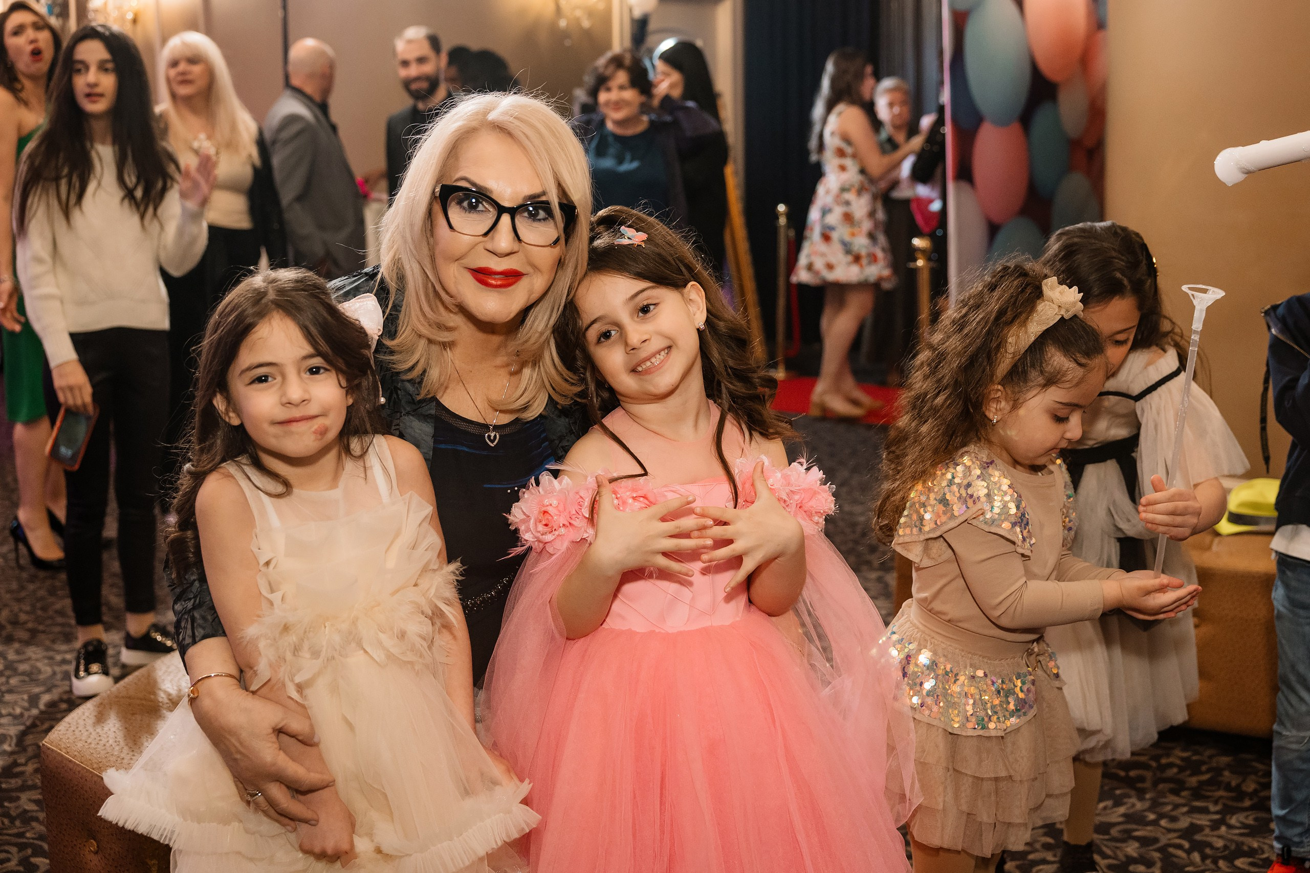 04.13.2025 First birthday. Wedding family event photographer in Chicago Nick Yushevich