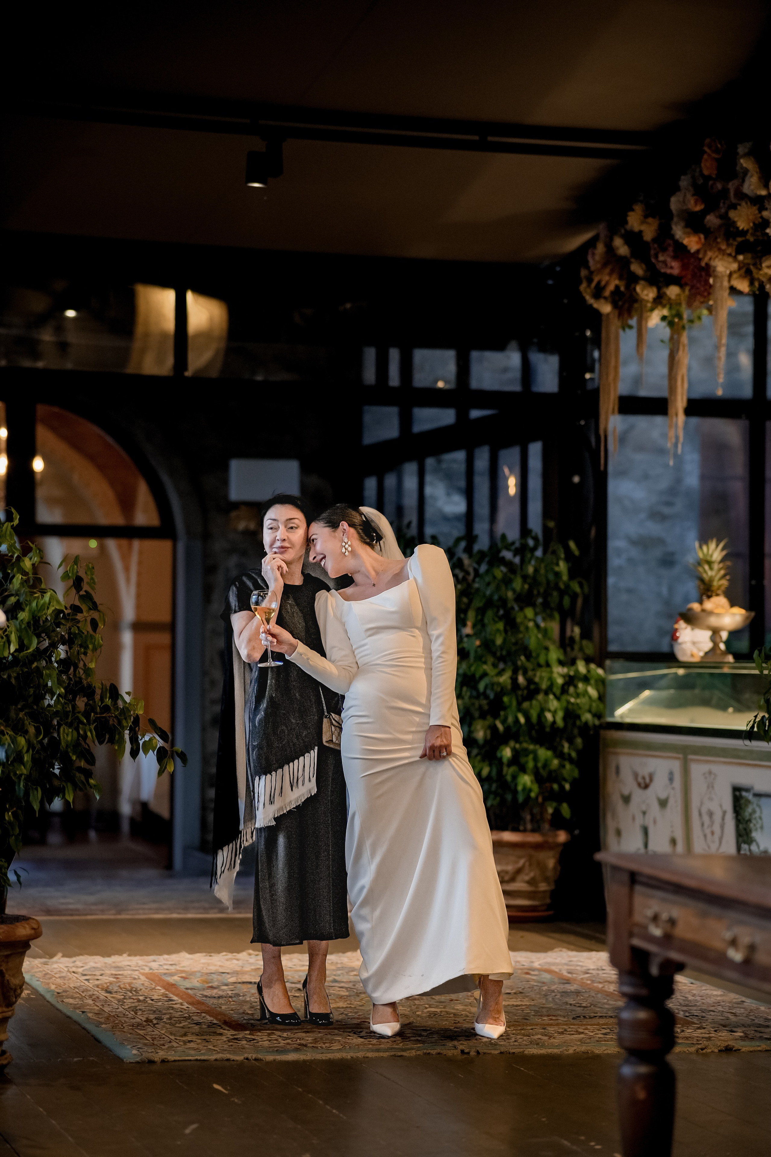 Elopment in Cortona. Villa Falconiere. Wedding Photographer in Italy