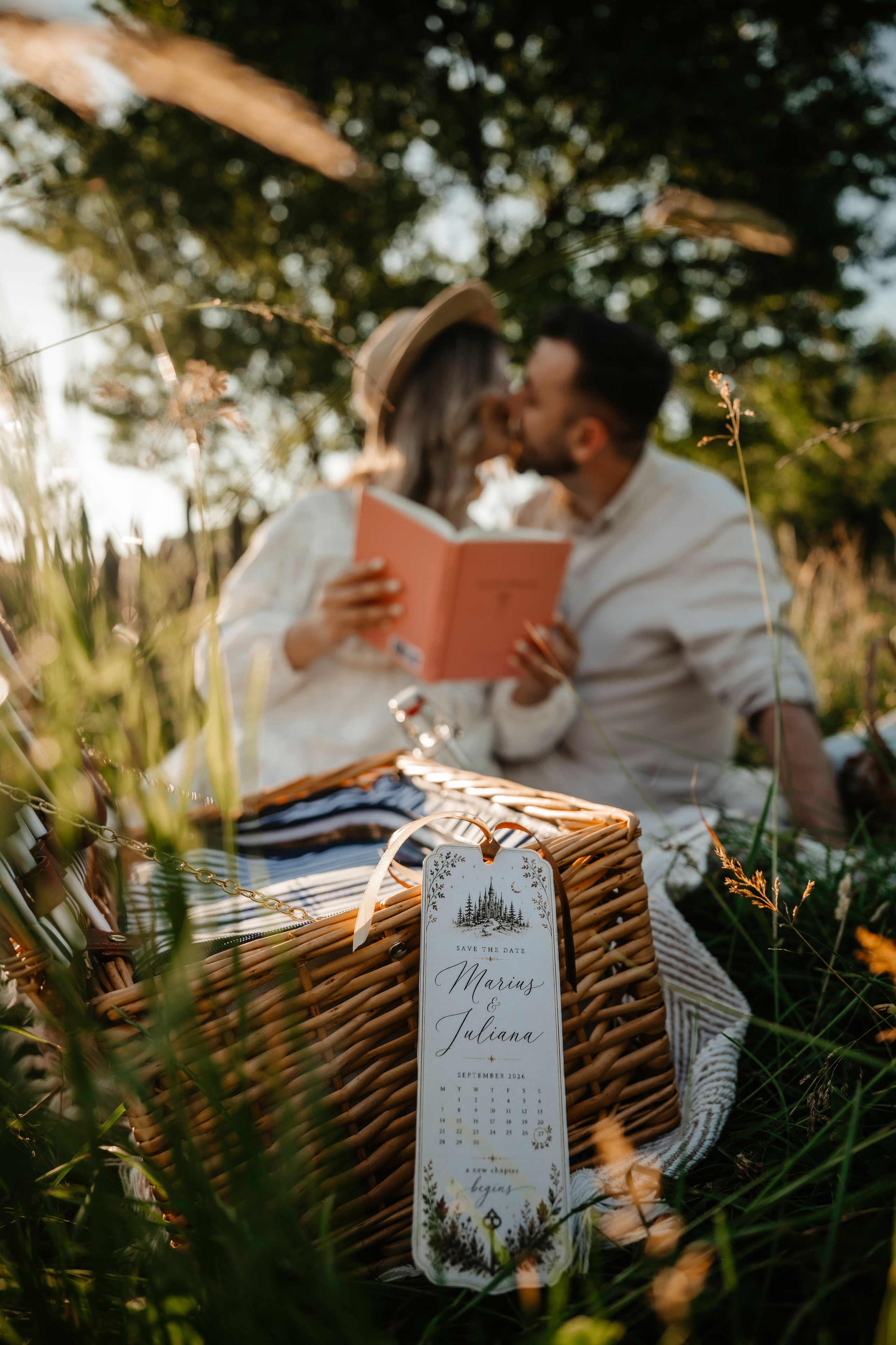 🤎 M a r i u s  & I u l i a n a - Save the Date. Wedding & Family Photographer