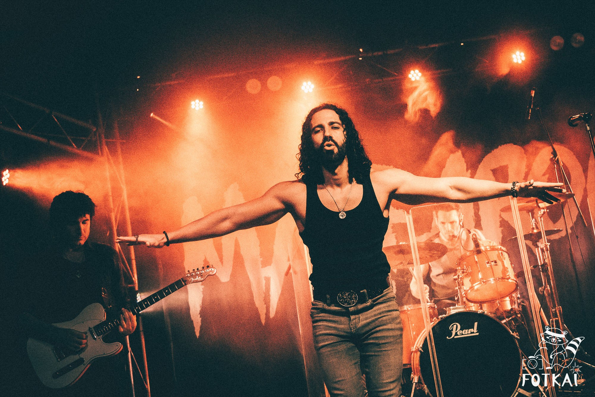 DENISDENIS — reportaje fotográfico del concierto en la Sala Marearock (Alicante) | FOTKAI