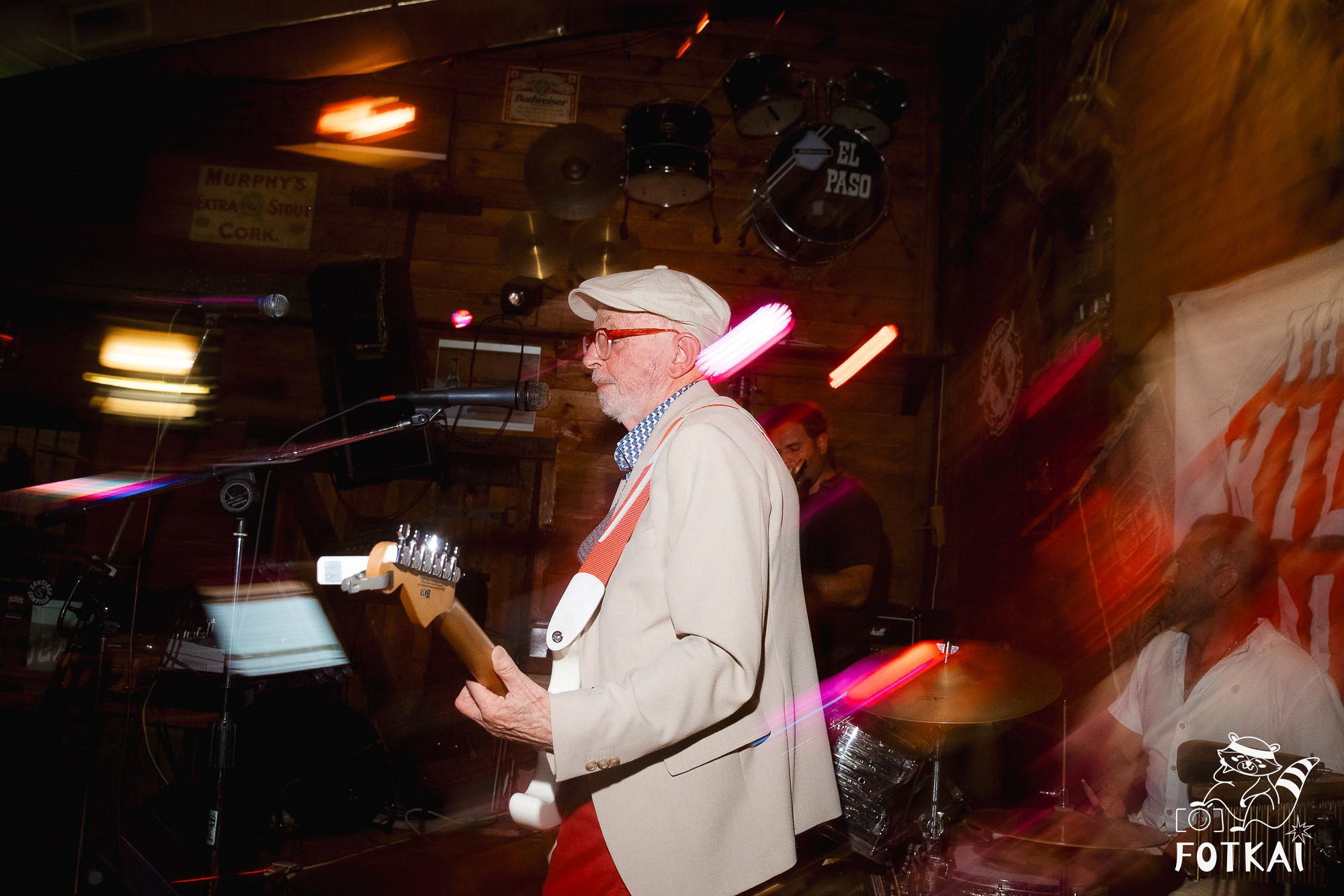 Dirty Picks — Concert Photos at El Paso Bar, Torrevieja, 2026 | FOTKAI