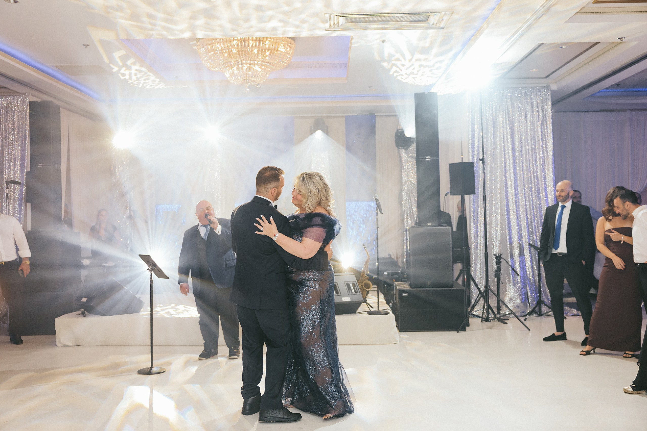 06.08.2025 Wedding. Wedding family event photographer in Chicago Nick Yushevich