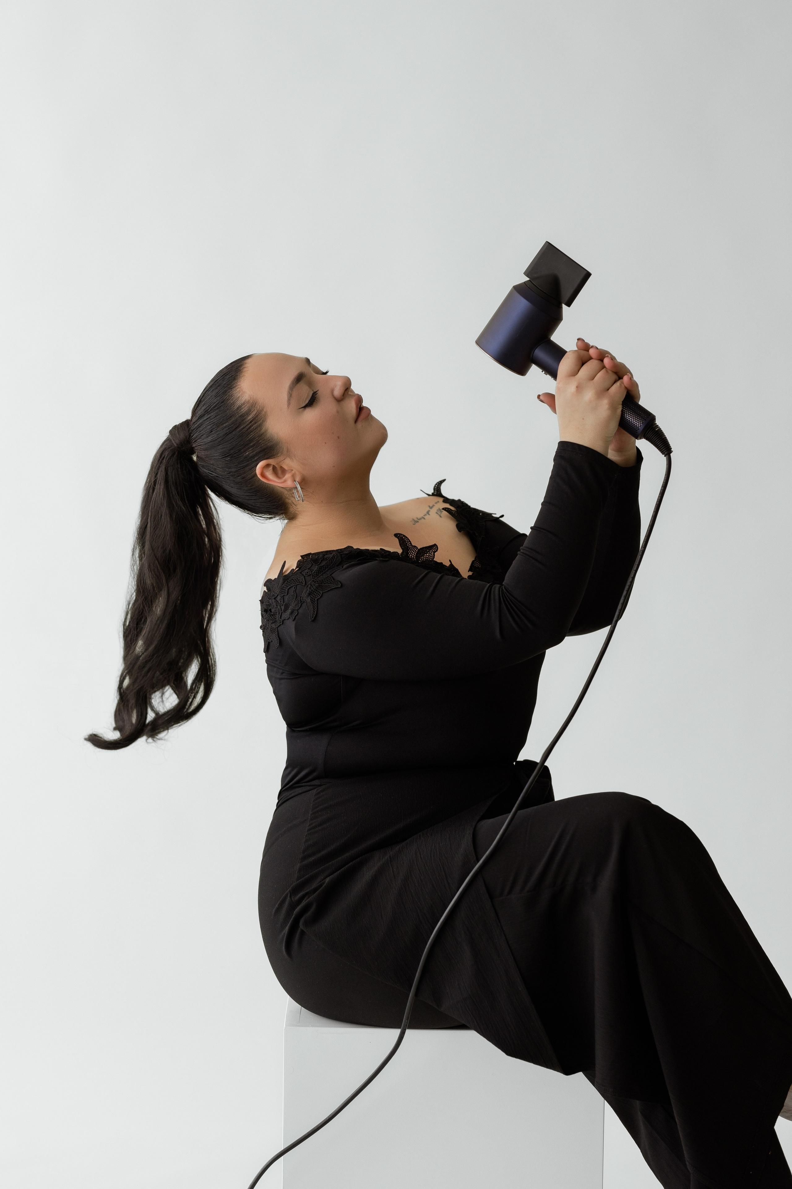 Viktorijos asmeninė, profesinė fotosesija fotostudijoje Marijampolėje