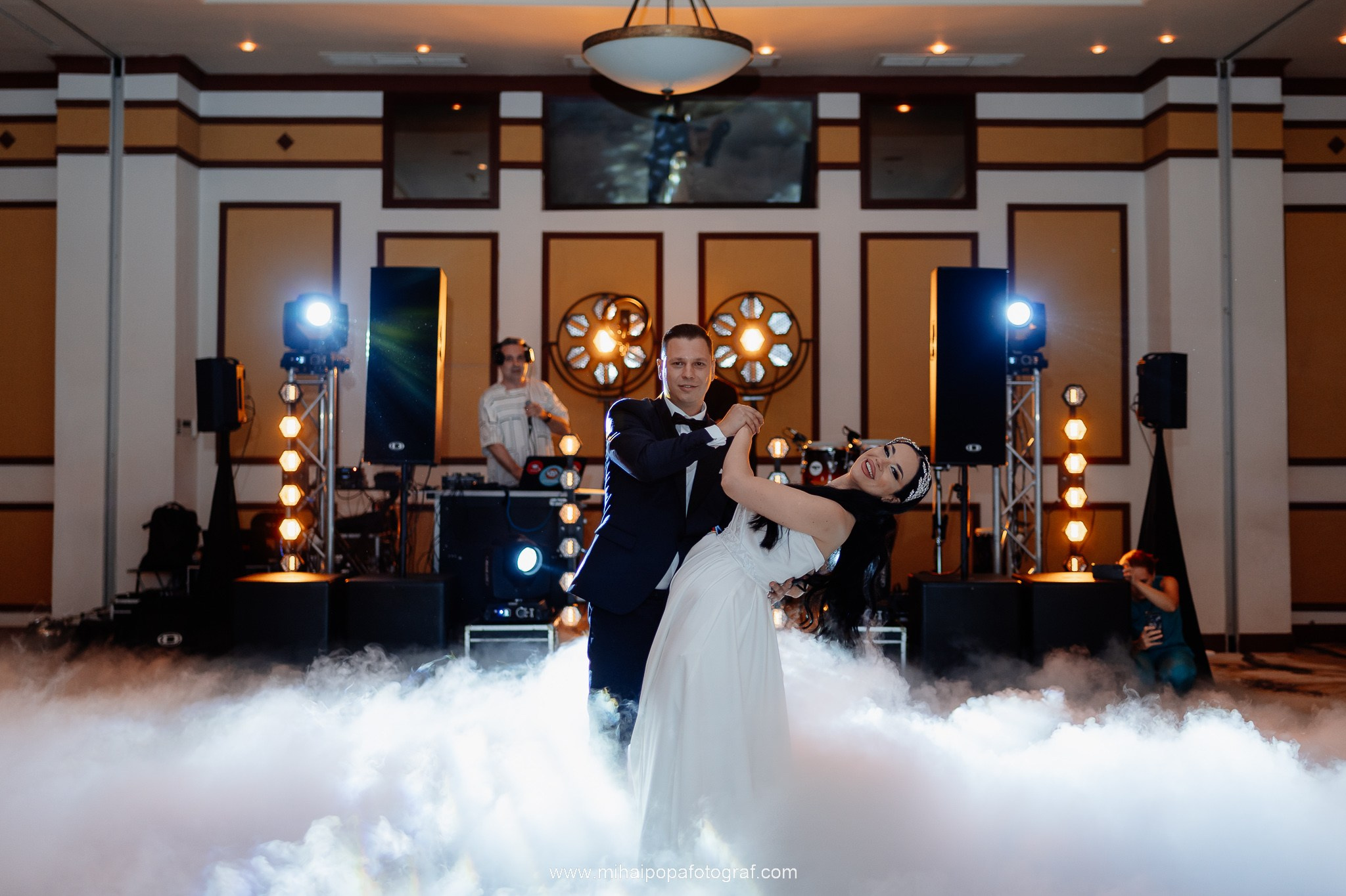 Fotograf Cununie Civilă în București - Mihai Popa Fotograf. Fotograf Nuntă, Botez și Cununie Civilă în București - Mihai Popa