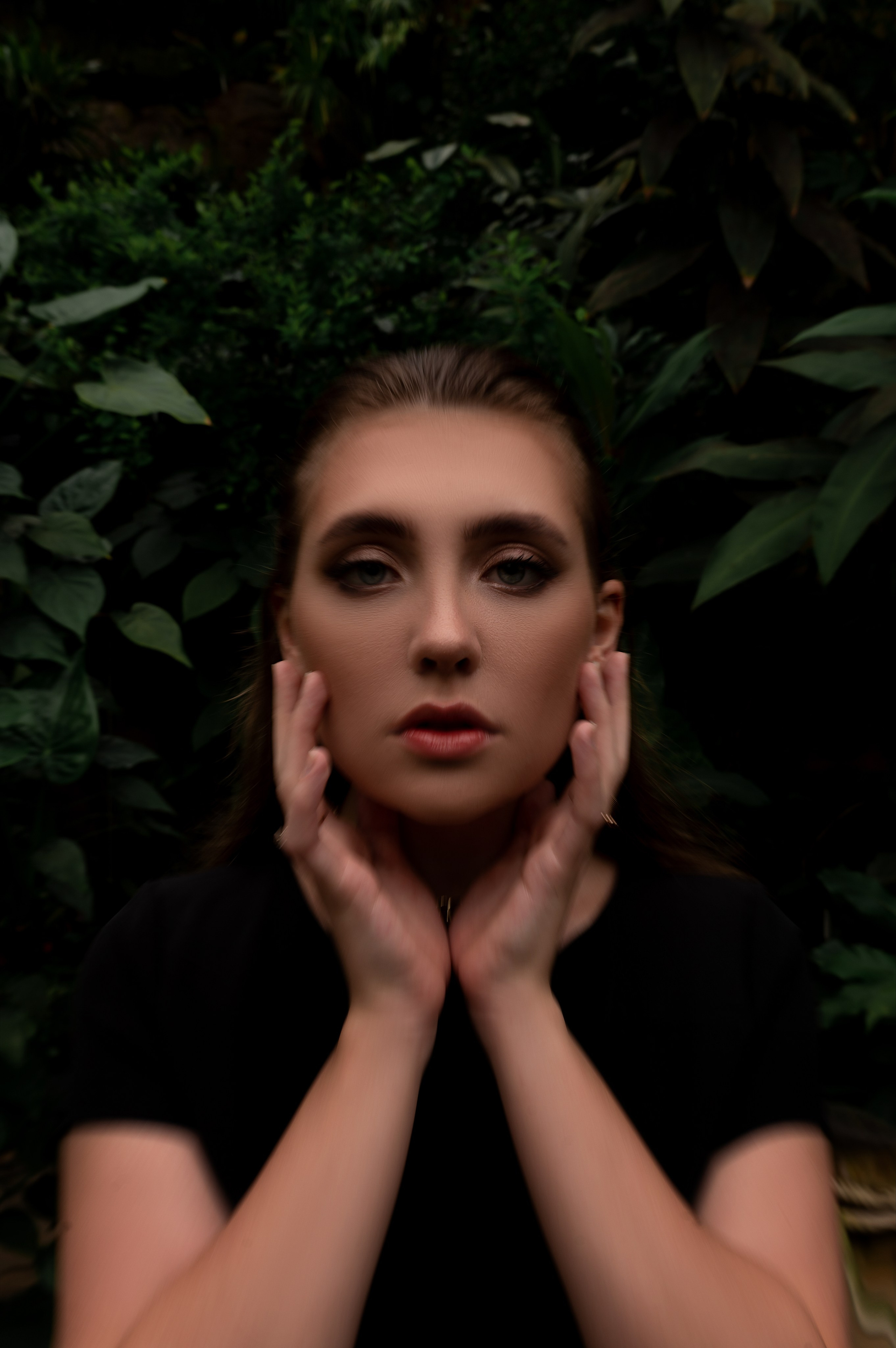 CannaXlife CBD products. ANNA-MARIA PHOTO CONTENT CREATOR — фотограф, эстет, художник и визуальный эксперт в Instagram, работающий в Праге