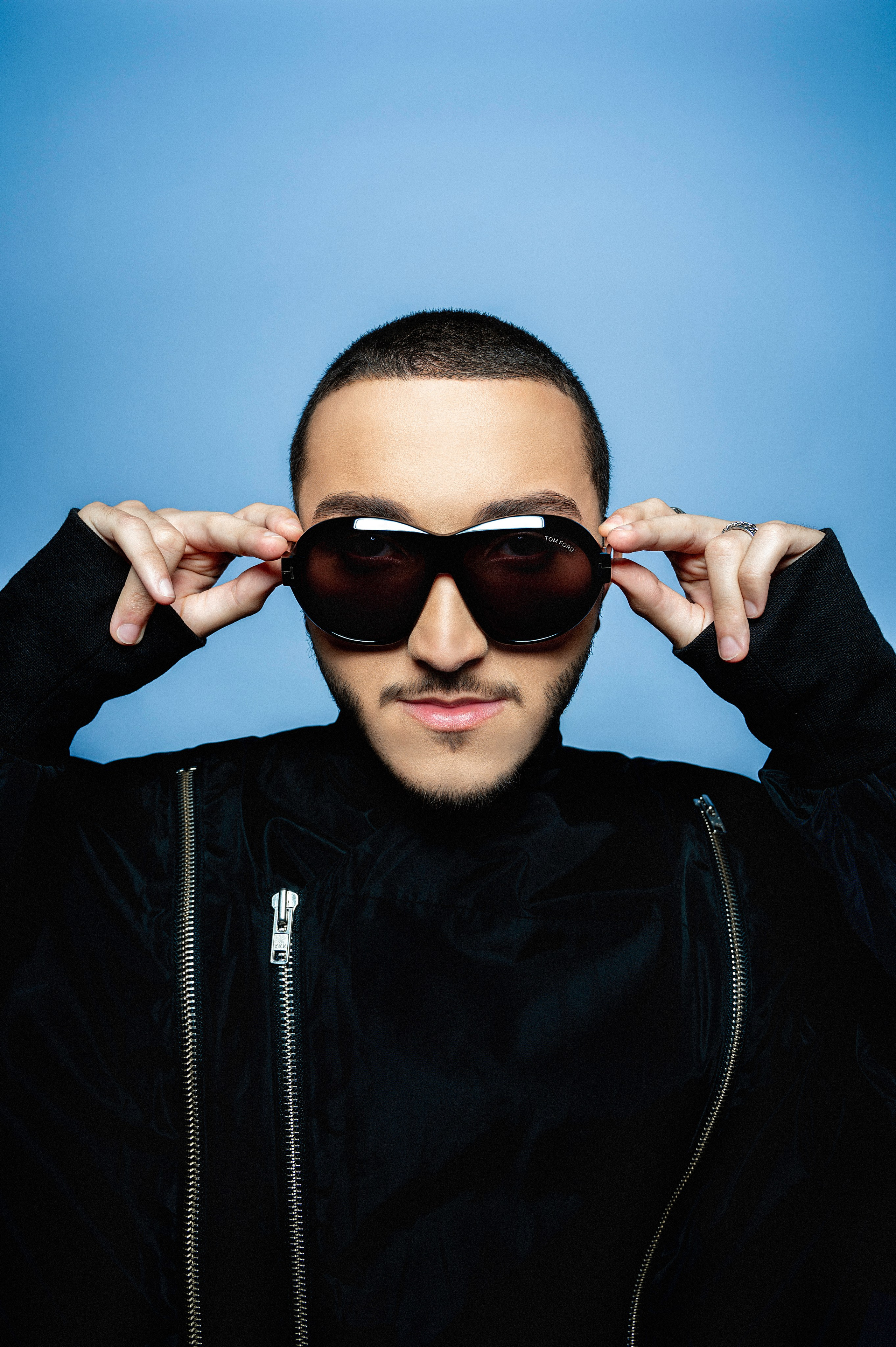 Editorial. Versoluna