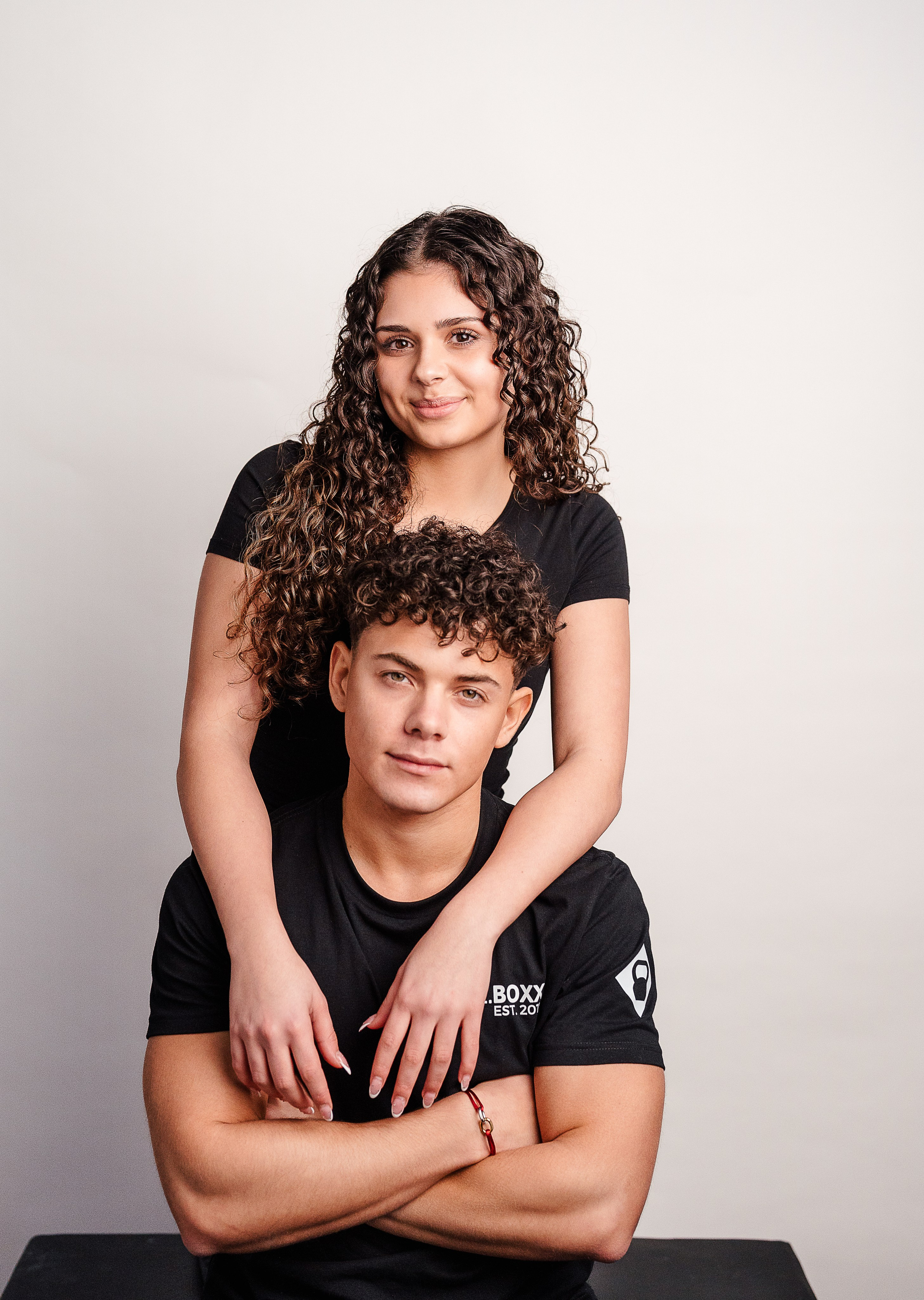 Amina Yassin. Familien, Portrait und Konzeptualfotografie in Genf, Schweiz