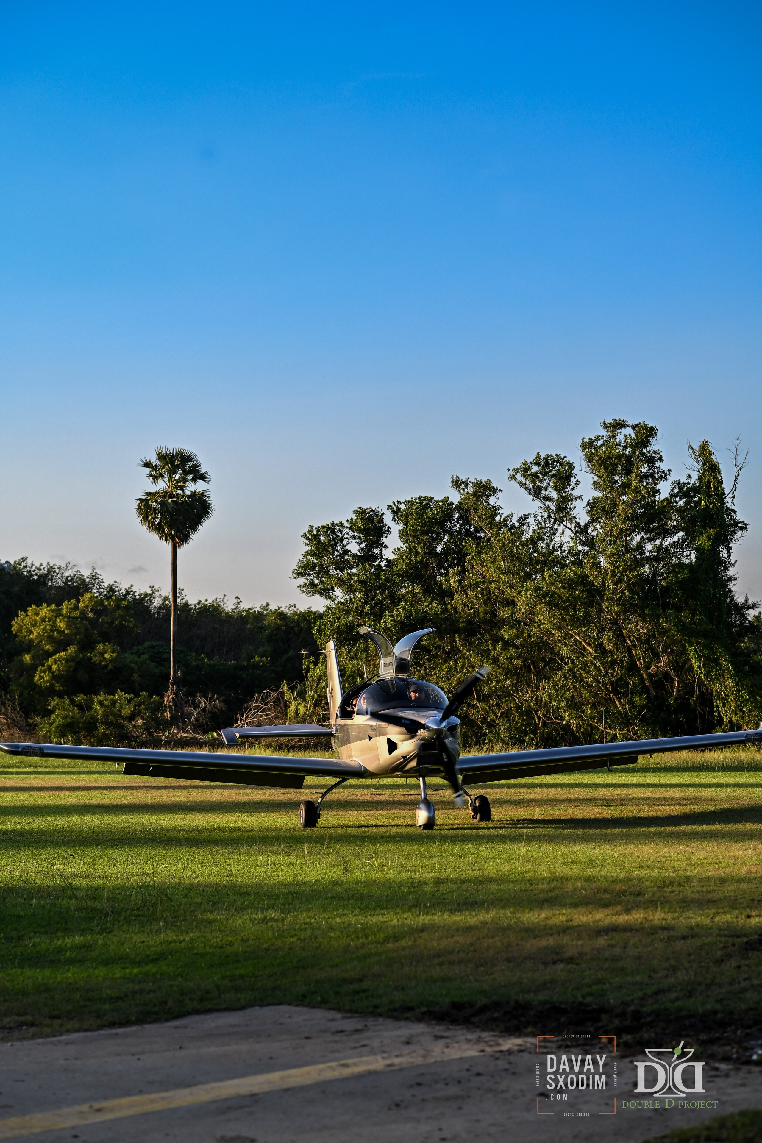 Вечеринка на аэродроме | Фоторепортаж | Афиша | DAVAYSXODIM.com PHUKET. АФИША|ФОТОРЕПОРТАЖИ|ИВЕНТЫ|ПХУКЕТ