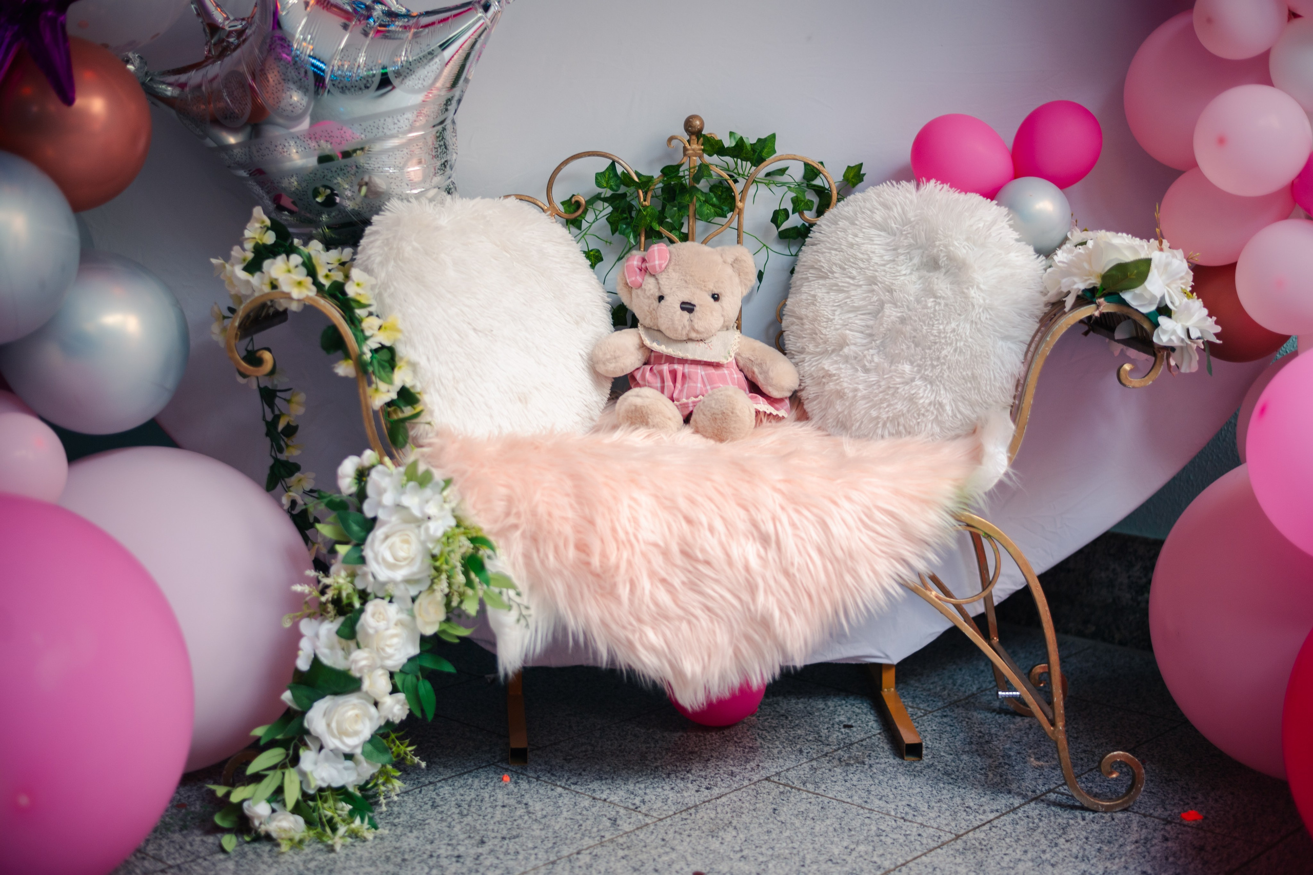 Micuta Sara-Lavinia. Fotograf de nuntă în Germania