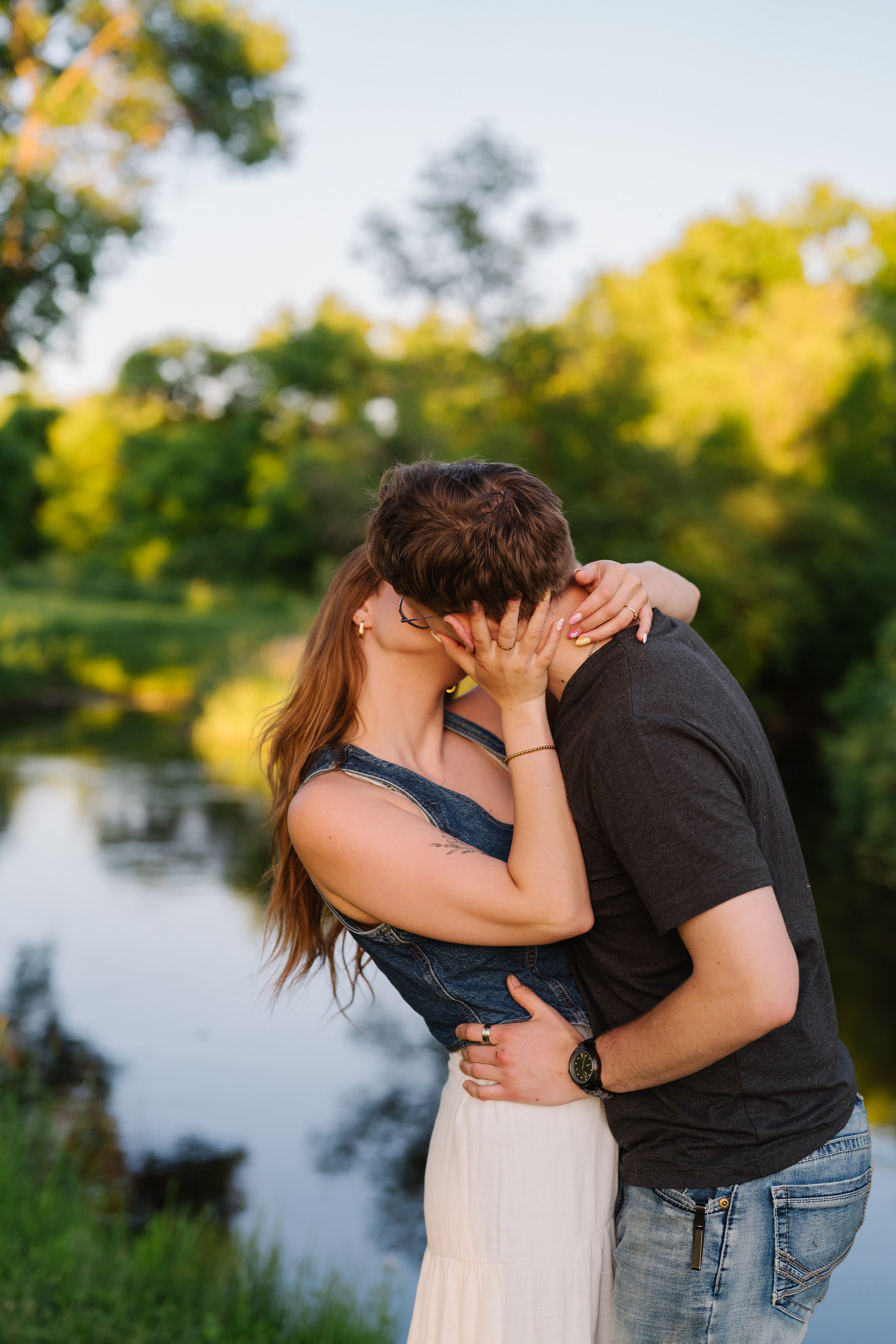 Romance in the park. Photographer Viktoriia Skavronskaya