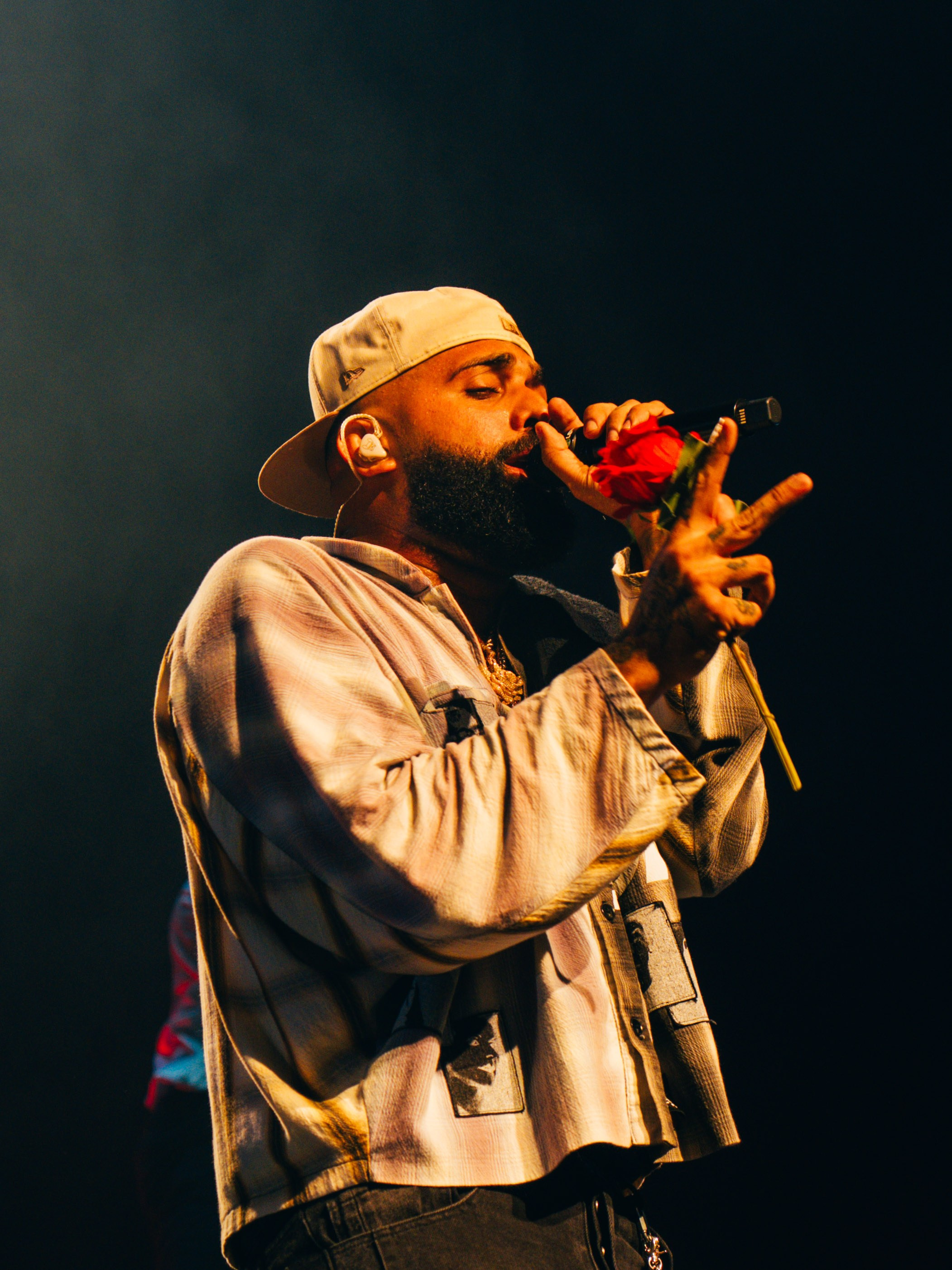 ELADIO CARRION. DEYA BELTRAN Maquilladora, fotógrafa y vídeos