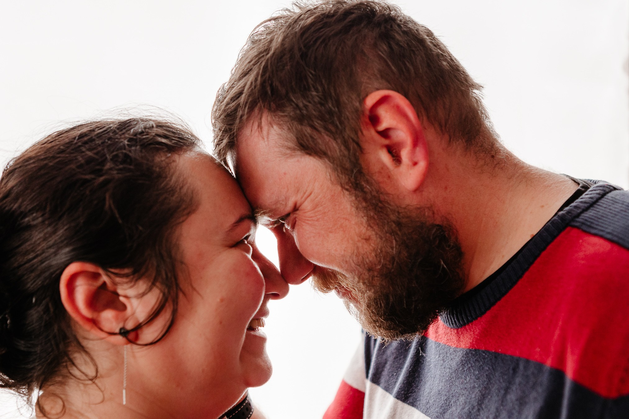 In red. FotoACTIV.ro-Your Image matters