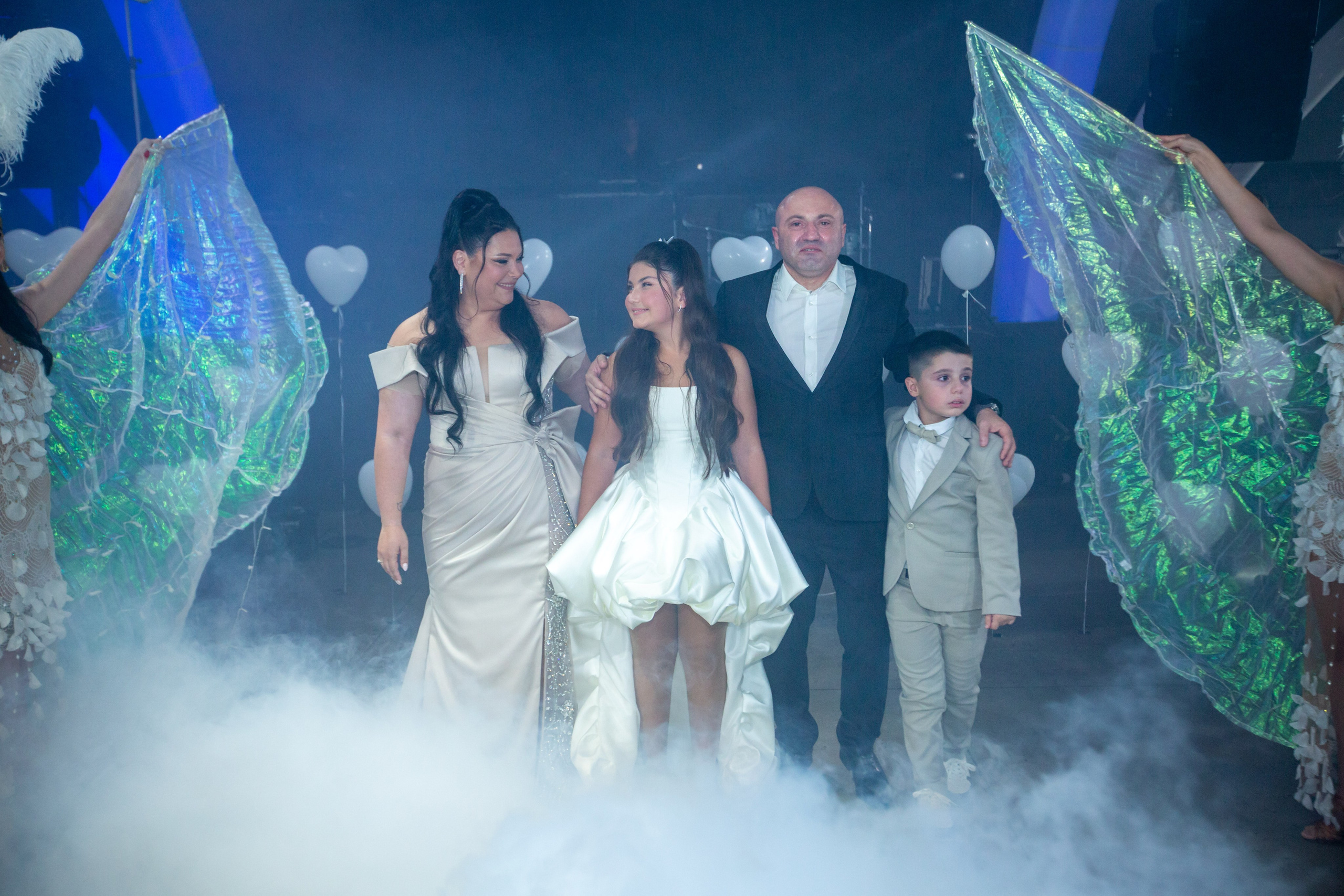 Bat Mitzvah Evelin. Wedding and events photographers Studio Shalom