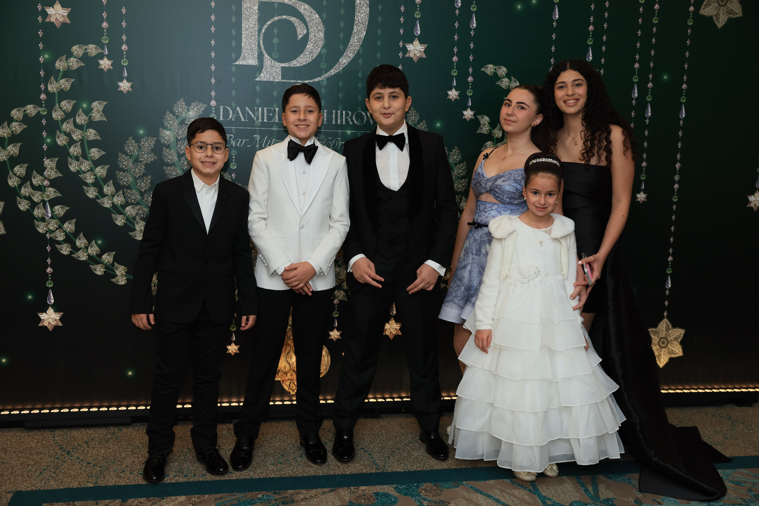 DANIEL. Фотографы на свадьбы и мероприятия Студия «Шалом»