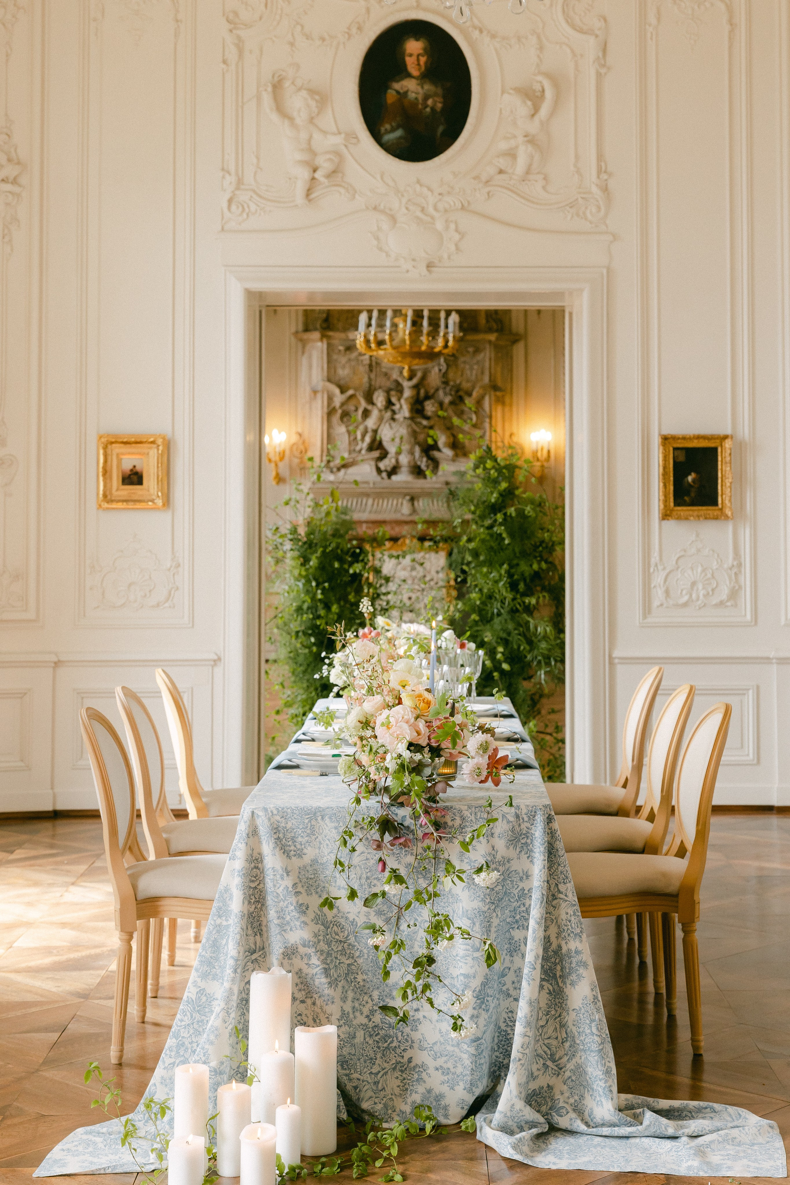 Wedding Photoshoot at St. Charles Hall, Meggen on Lake Lucerne | Stunning Setting at Lake Lucerne. Wedding and Family Photographer Switzerland and Italy. Valeria Diaz