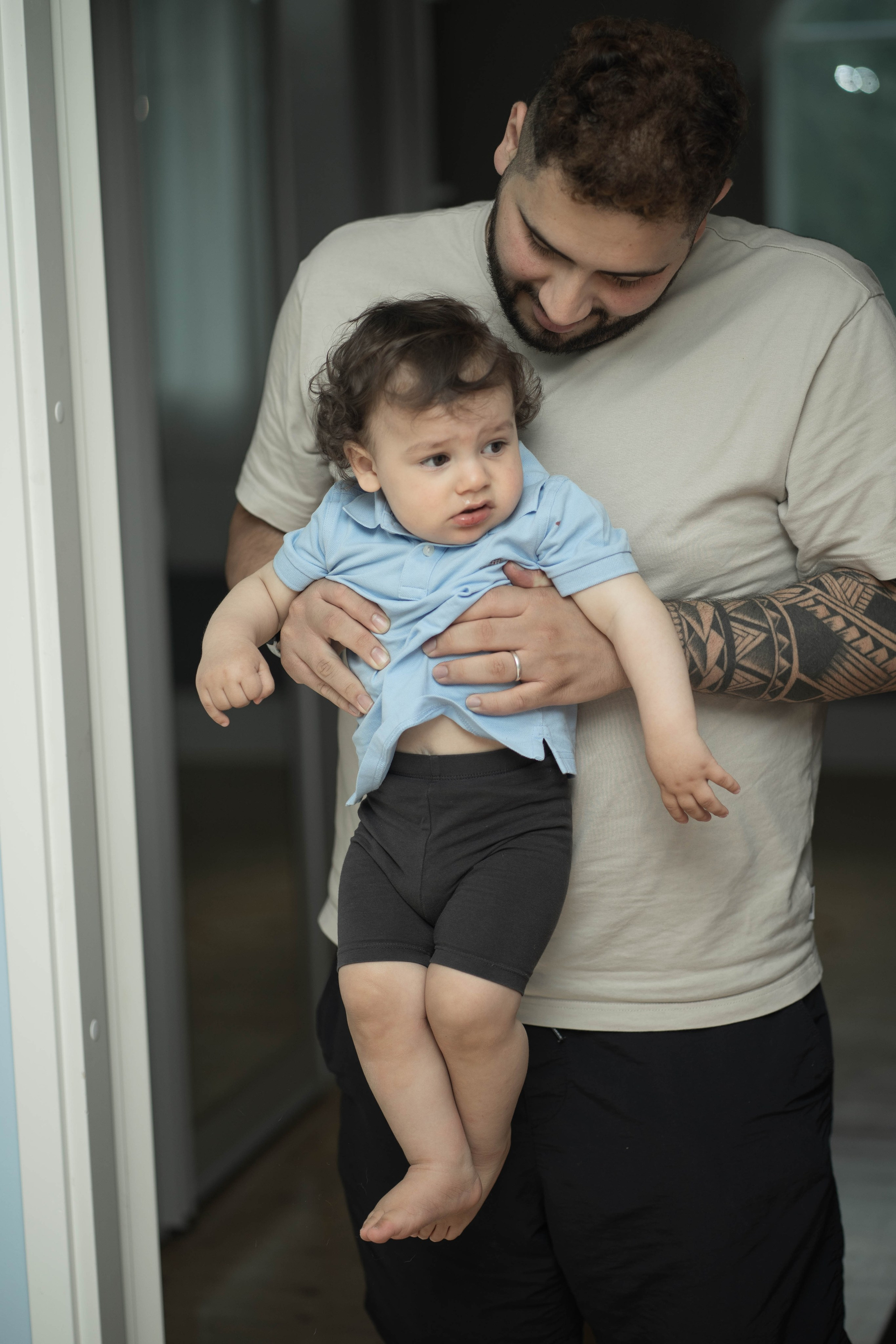 Boy. Elämäntyylivalokuvaaja Turku. Tallentan tunteet kuvaan