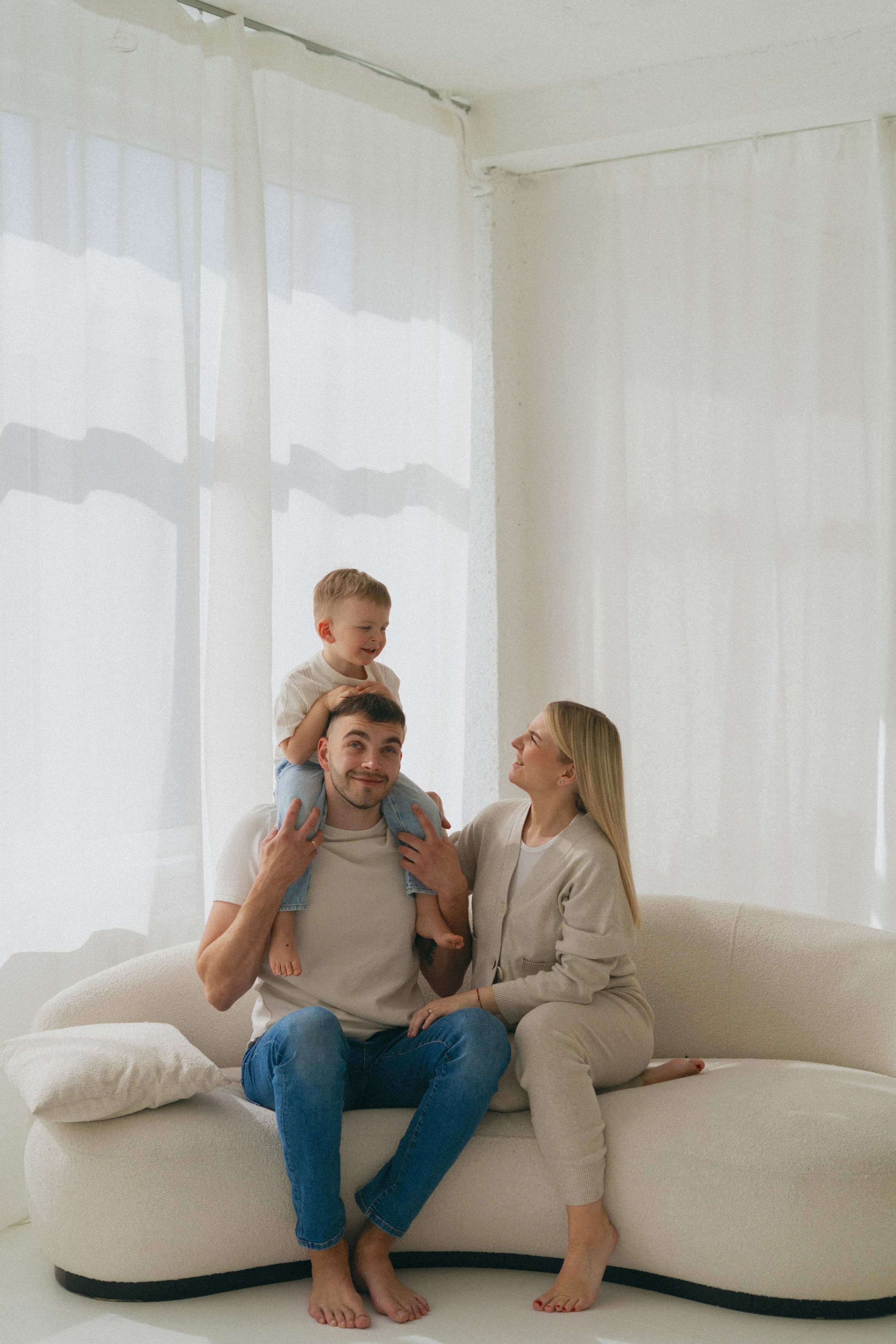 Justės ir Manto šeima. Fotografė Agnė Navickaitė