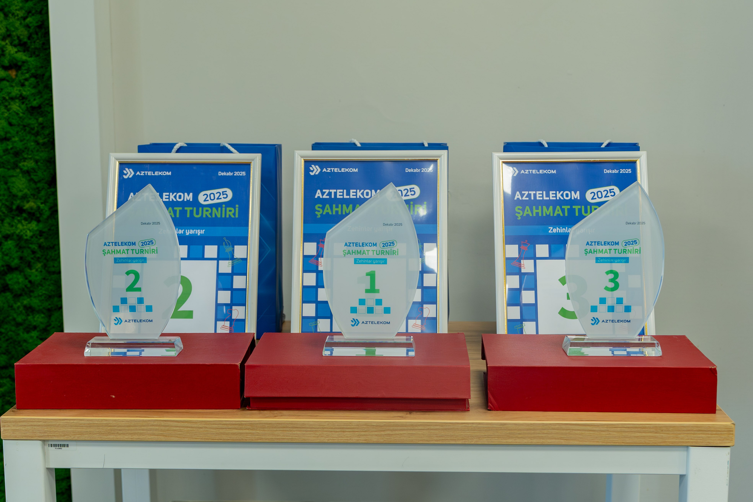 Aztelekom şirkətinin əməkdaşları arasında keçirilən şahmat turniri. Fotoqraf Vəli Məmmədov