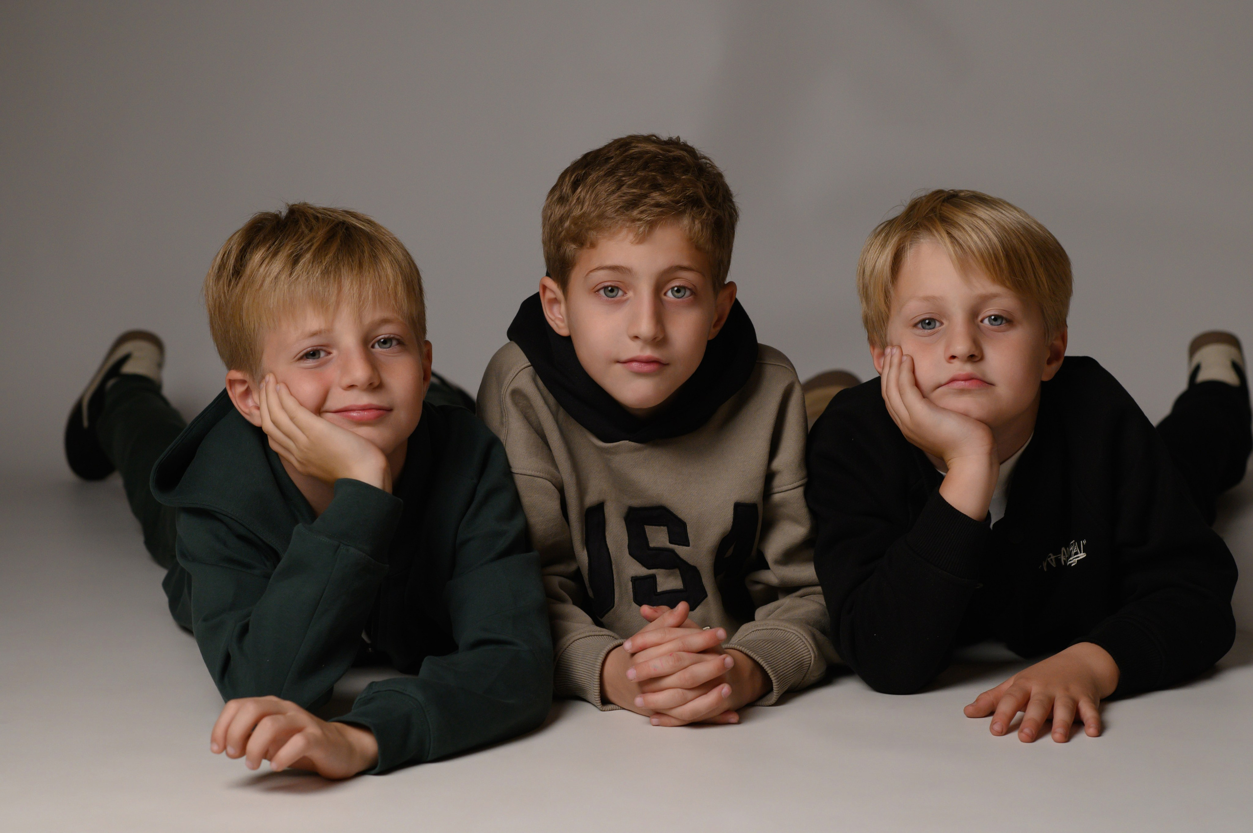 KIDS STUDIO. Семейная, детская, портретная и предметная фотосъемка в Салониках