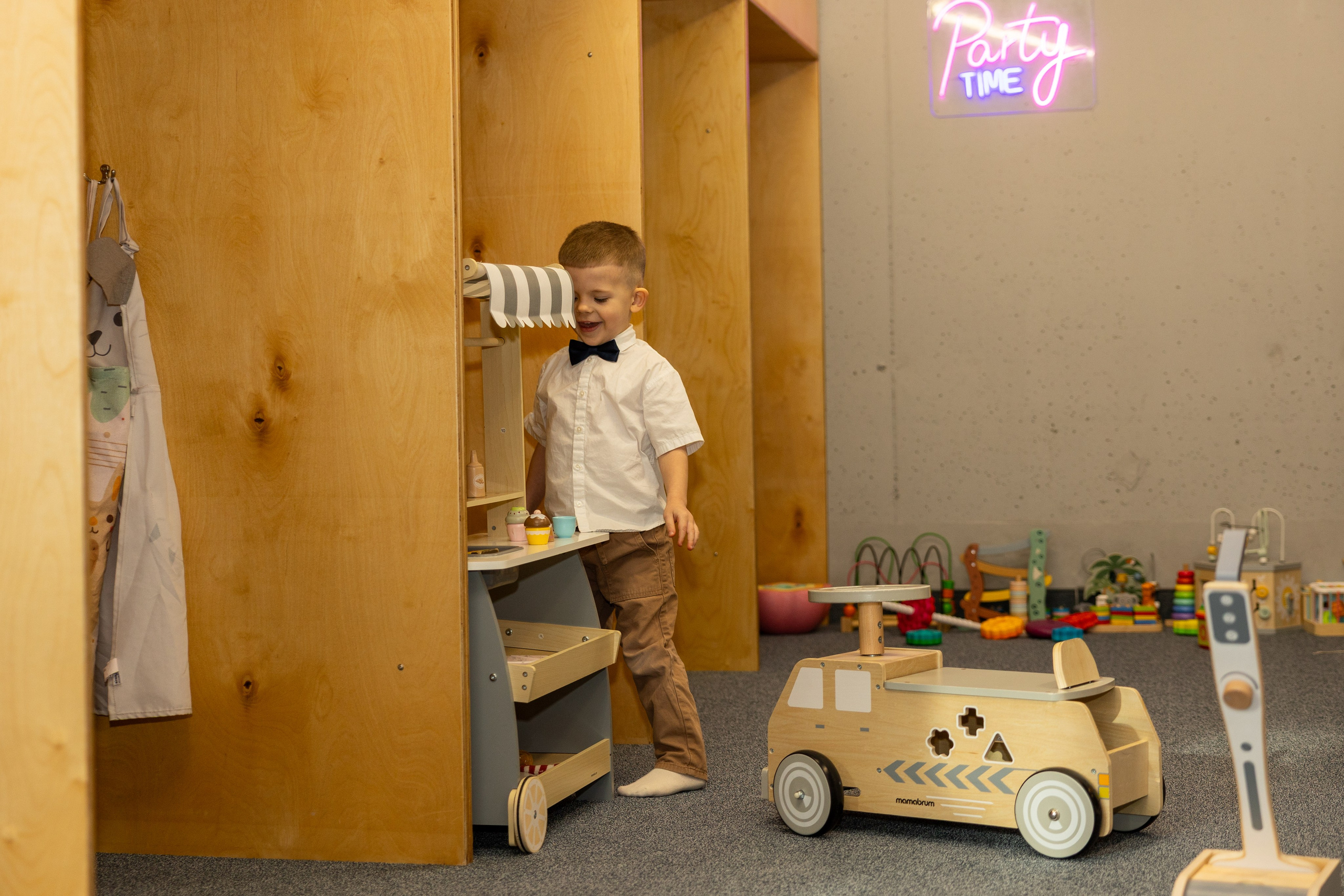 День рождения Артёма 24 января 2026 года. Семейный и детский фотограф в Варшаве Мила Бобровская