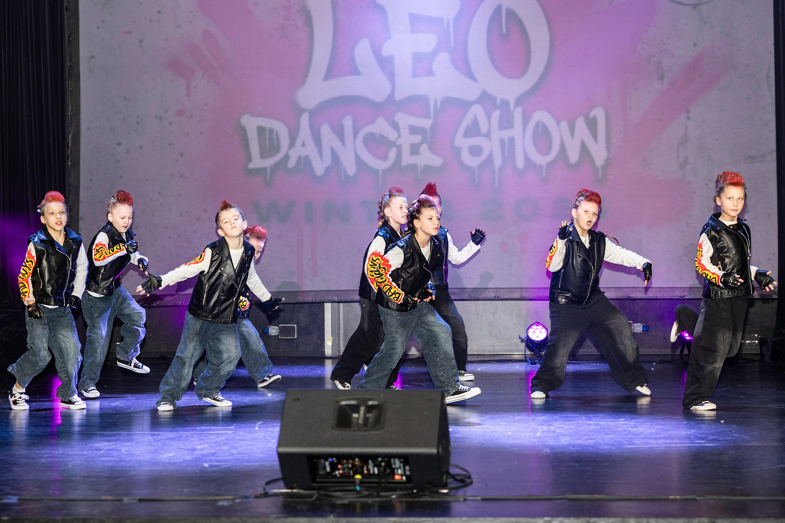 LEO DANCE SHOW WINTER 2025. Семейный и детский фотограф в Варшаве Мила Бобровская