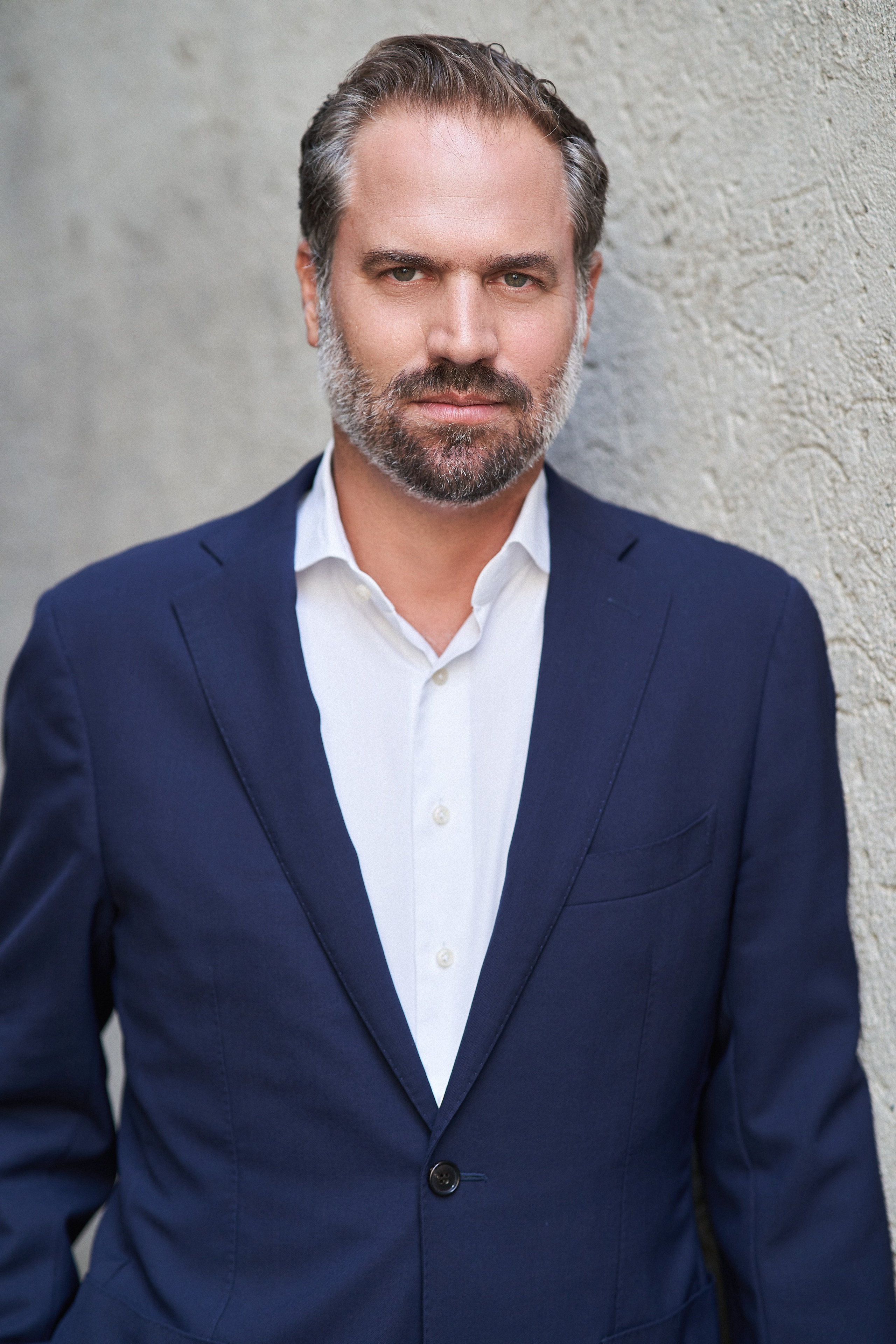 Business portraits. Andrey Losevich — Photographer Riga — osy studio