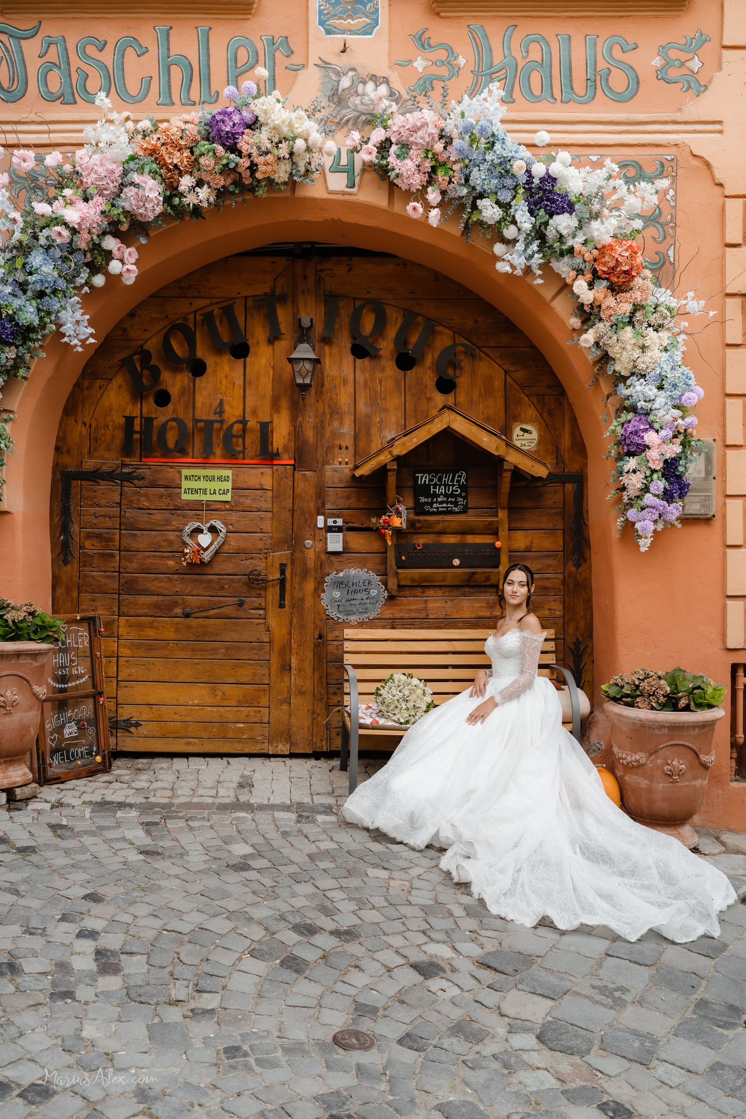 Trash the Dress- Sighisoara. Marius Alex fotograf de eveniment si studio din Suceava