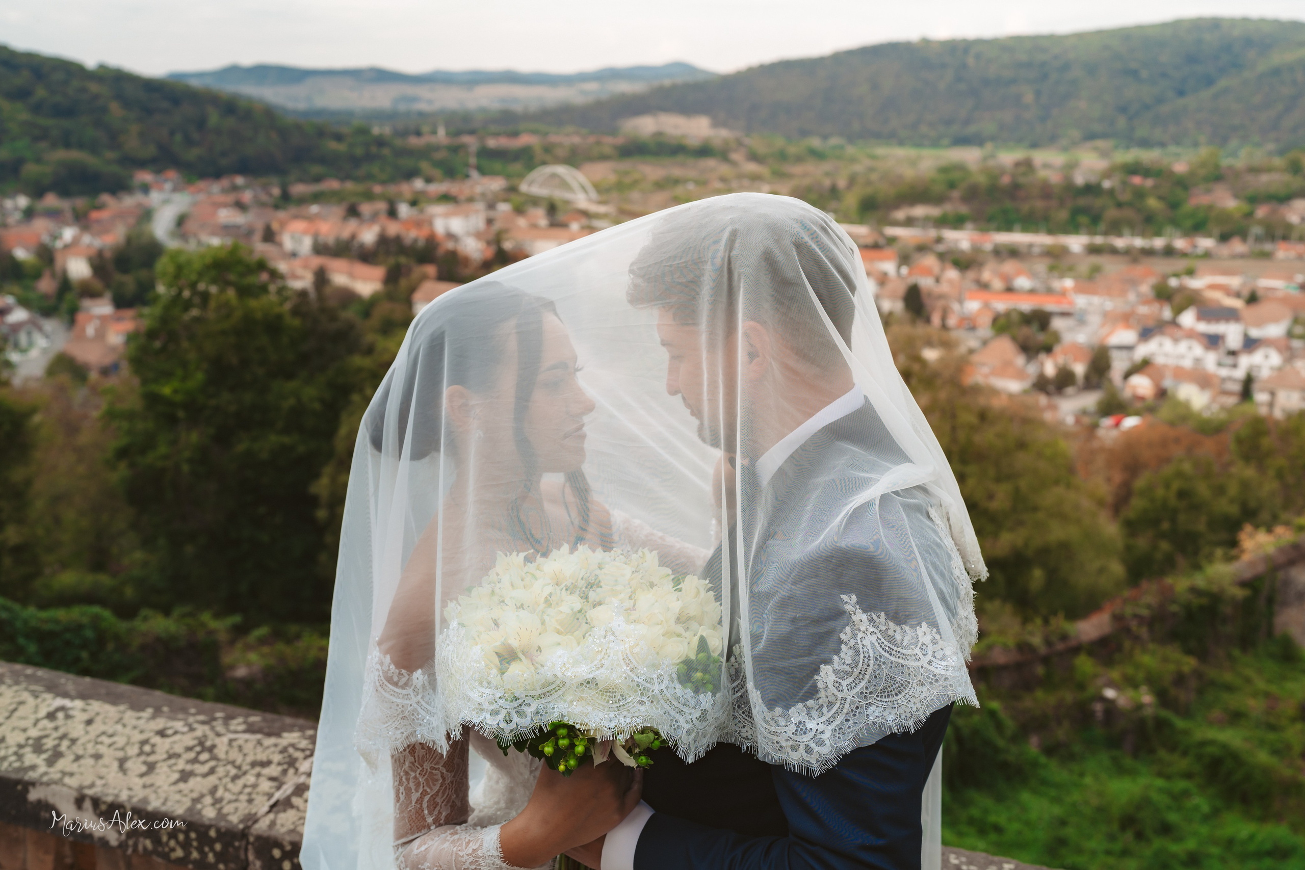 Trash the Dress- Sighisoara. Marius Alex fotograf de eveniment si studio din Suceava