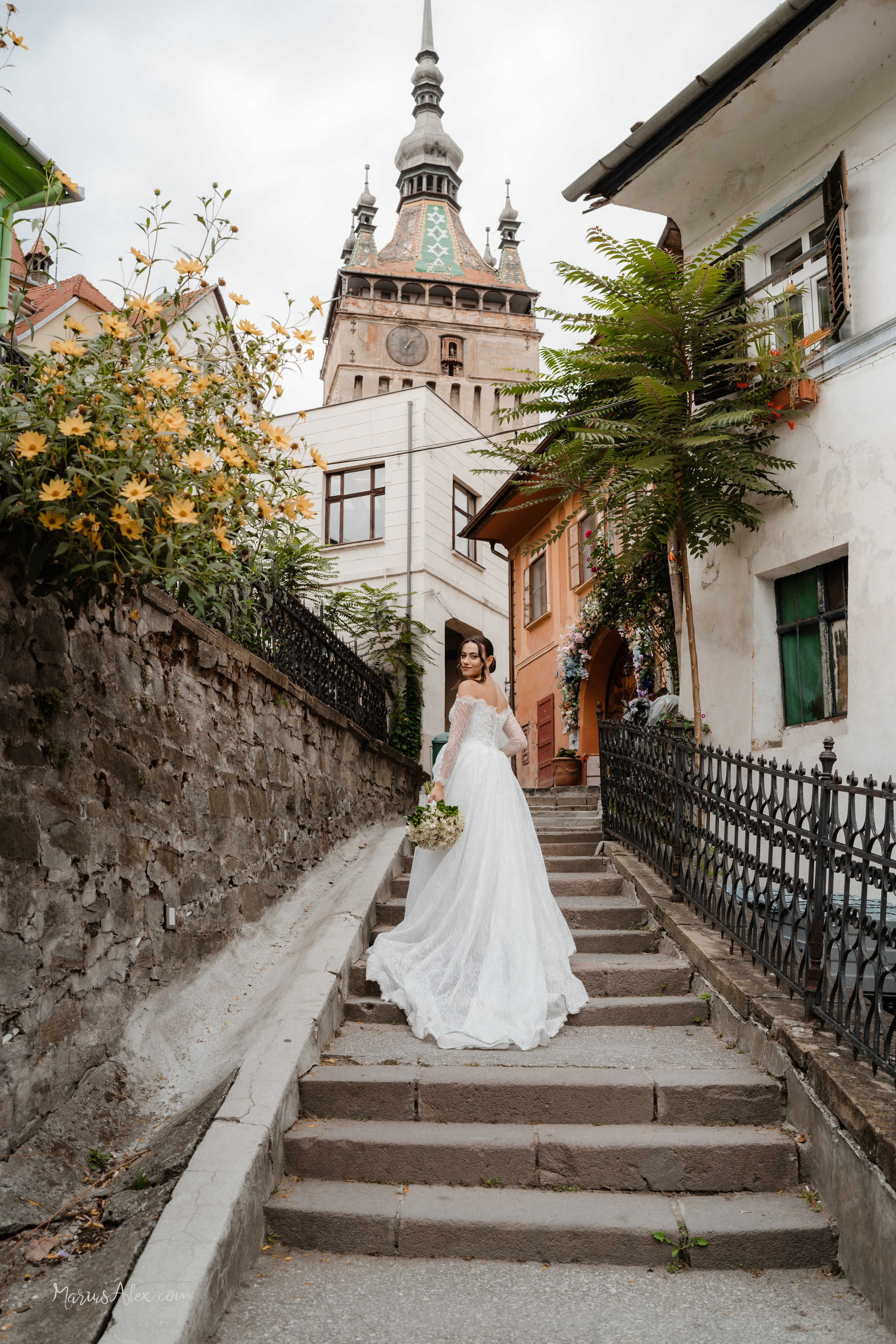 Trash the Dress- Sighisoara. Marius Alex fotograf de eveniment si studio din Suceava