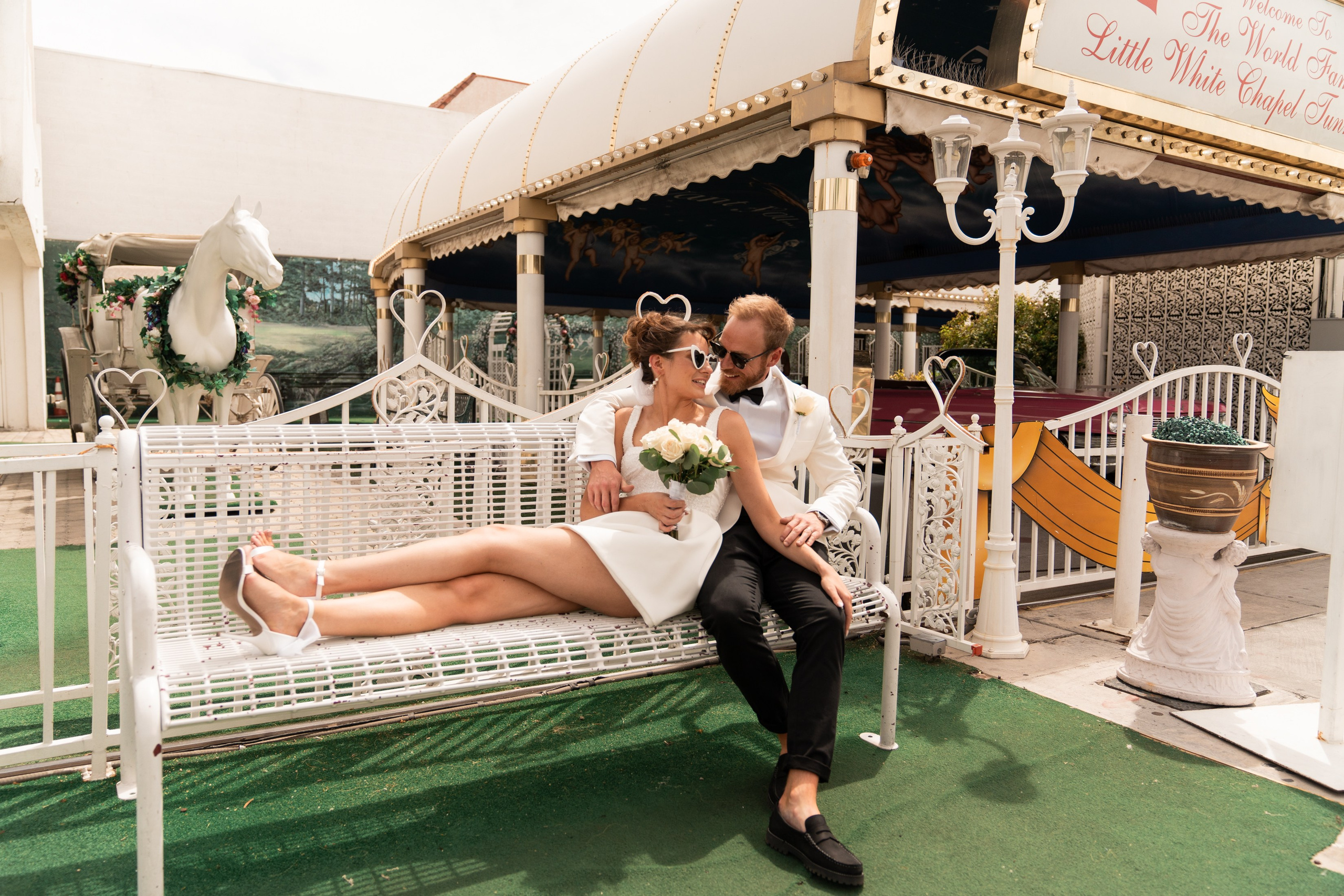 Emma&Daniel. Wedding & elopement photographer Viktoriya Kravtsov. Las Vegas