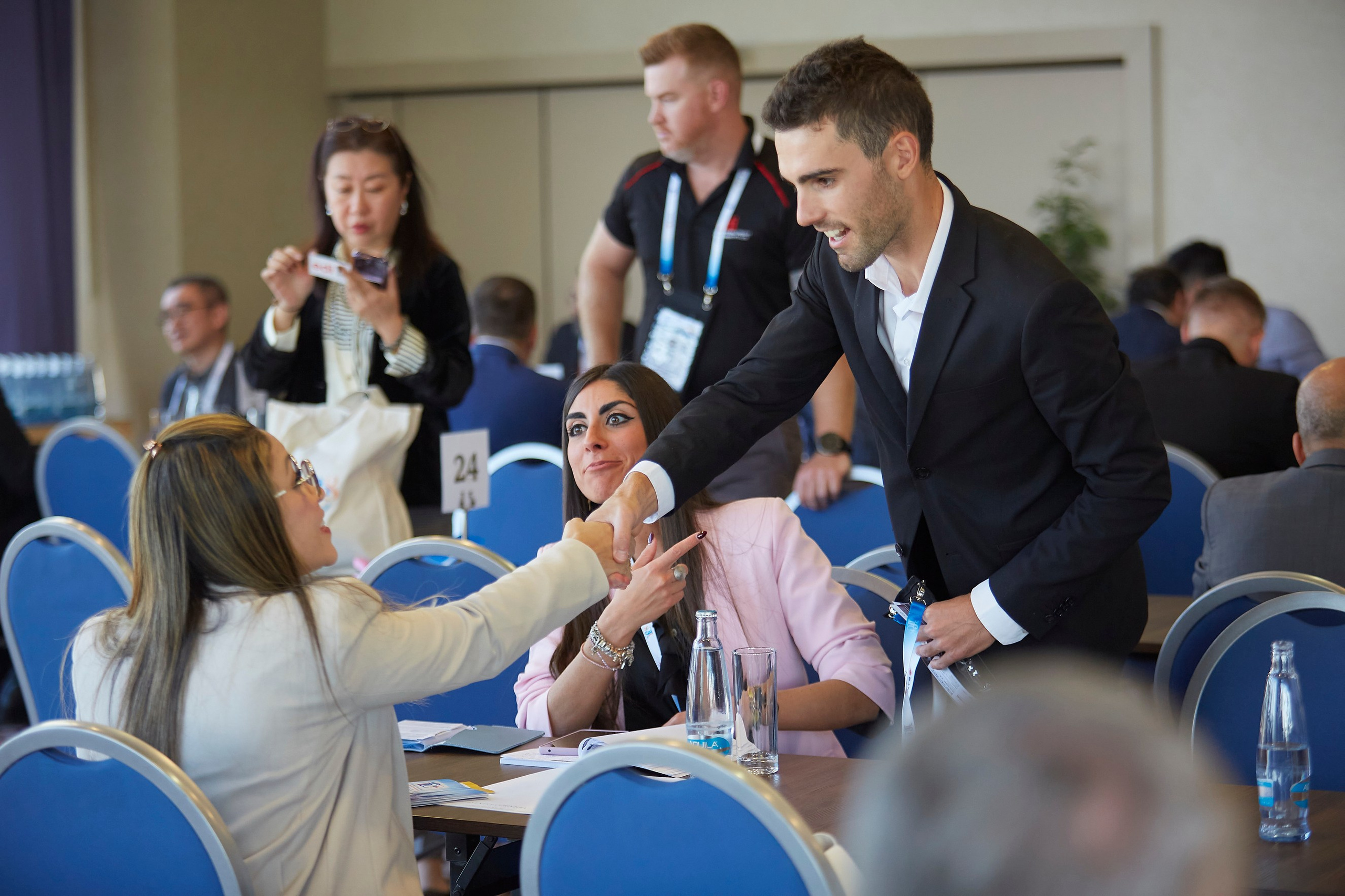 InFinite Connection Prague 2023. Prague MICE, Corporate & Event Photographer | Kurt Vinion Photography