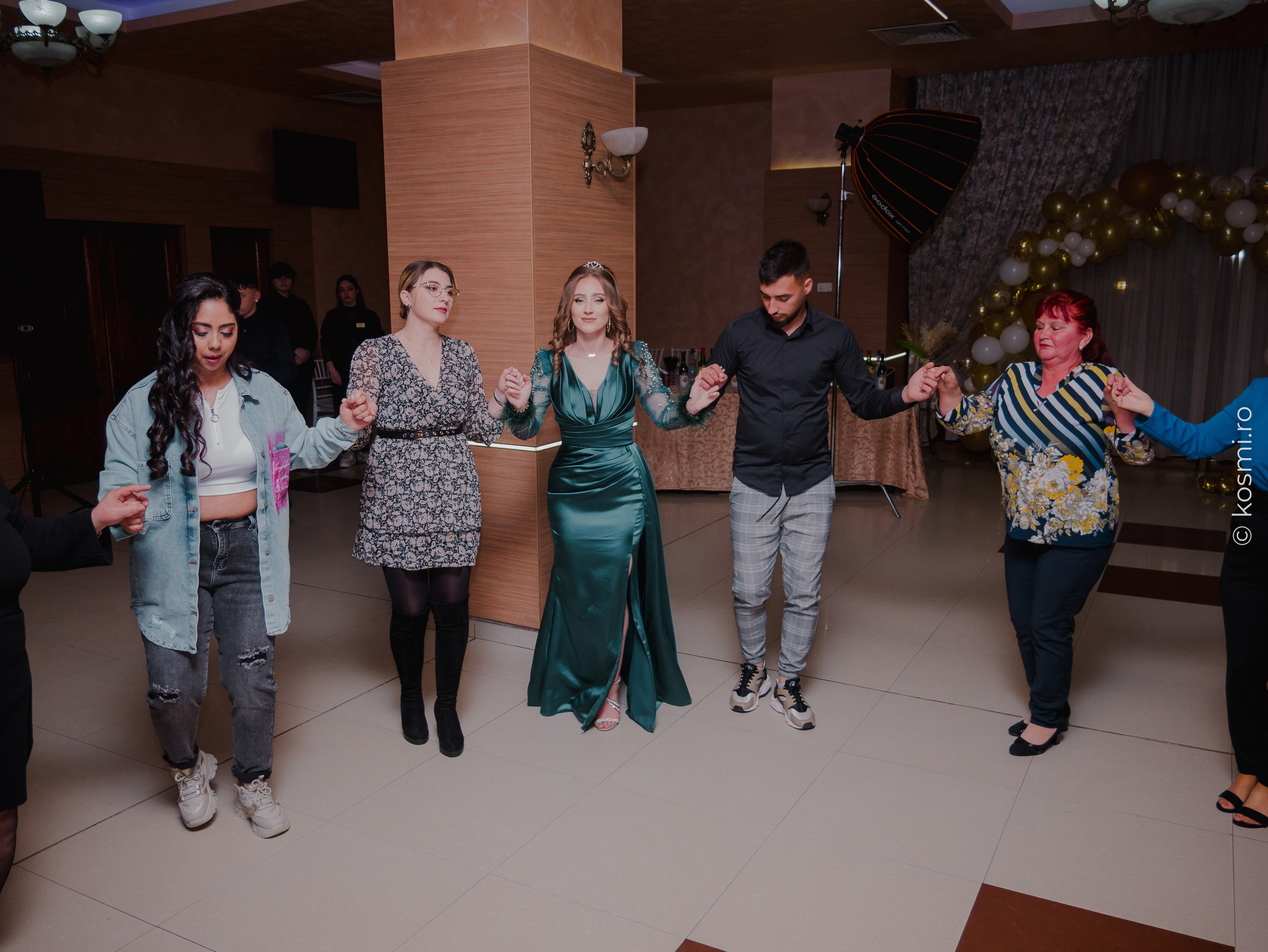 Majorat Andreea. Kosmi