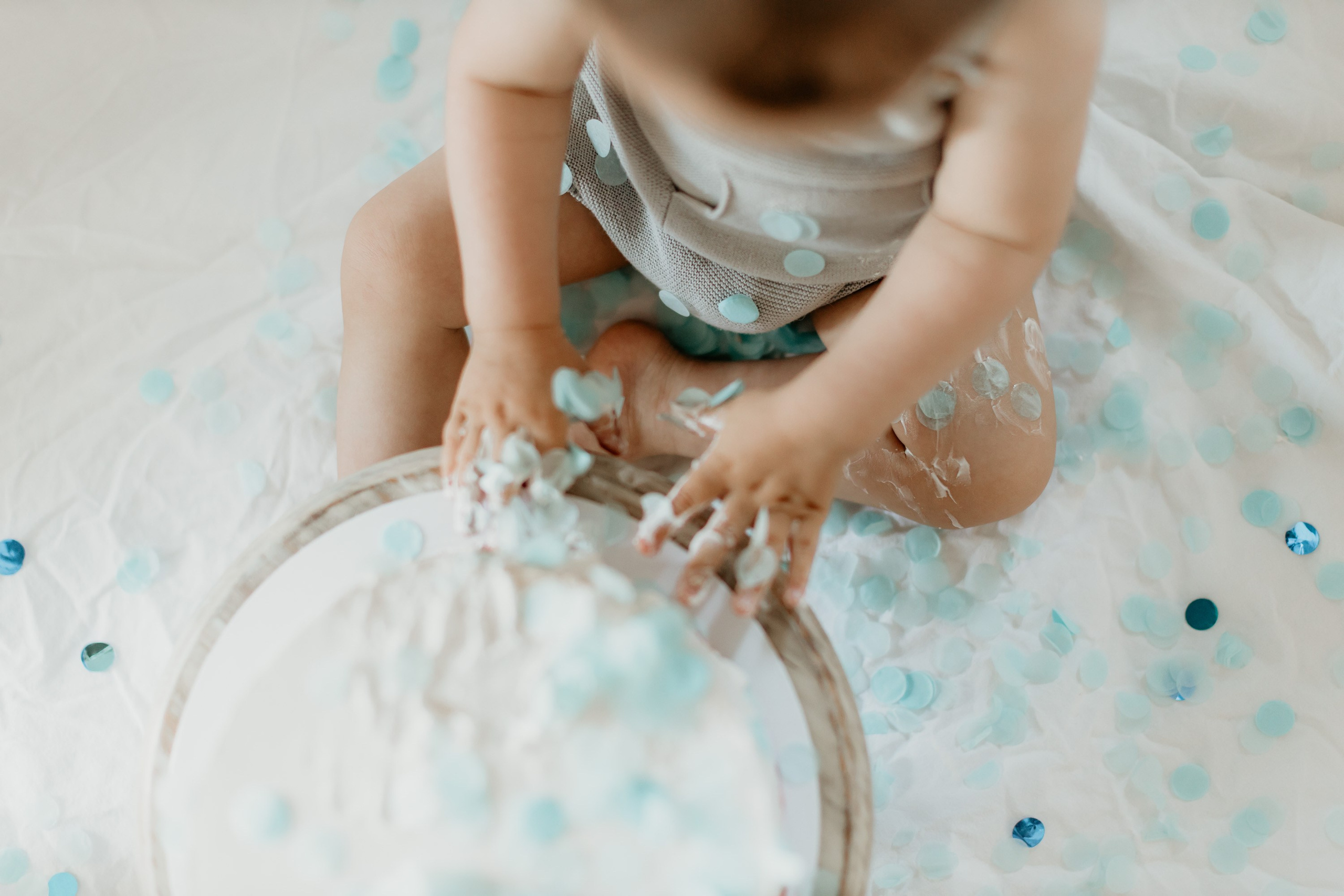 Cake Smash Session. Family and children photographer in Belgrade Milja Ciric
