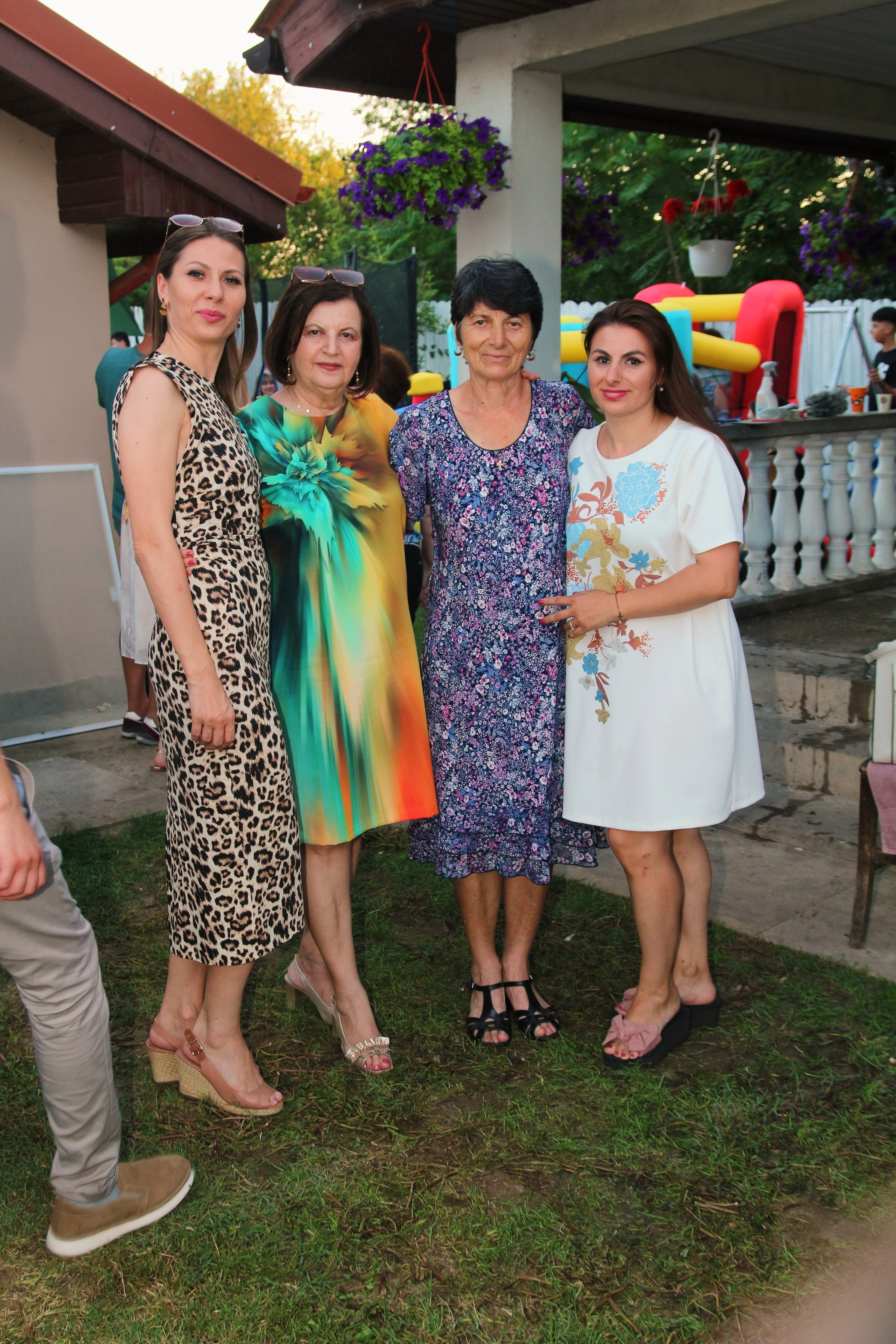 BYZO MEDIA. PETRU BYZO - family and children photographer in ROMANIA