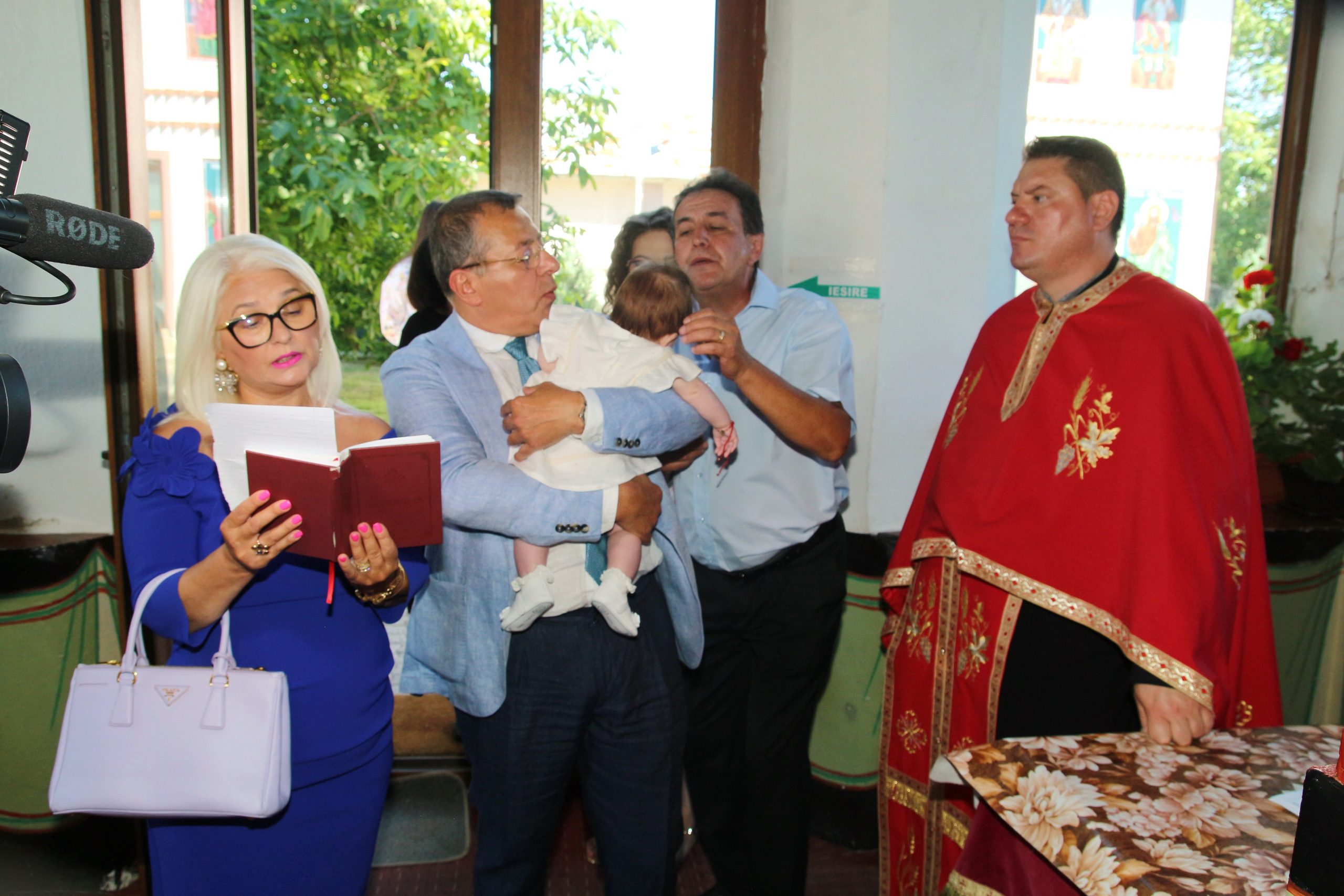 BYZO MEDIA. PETRU BYZO - family and children photographer in ROMANIA