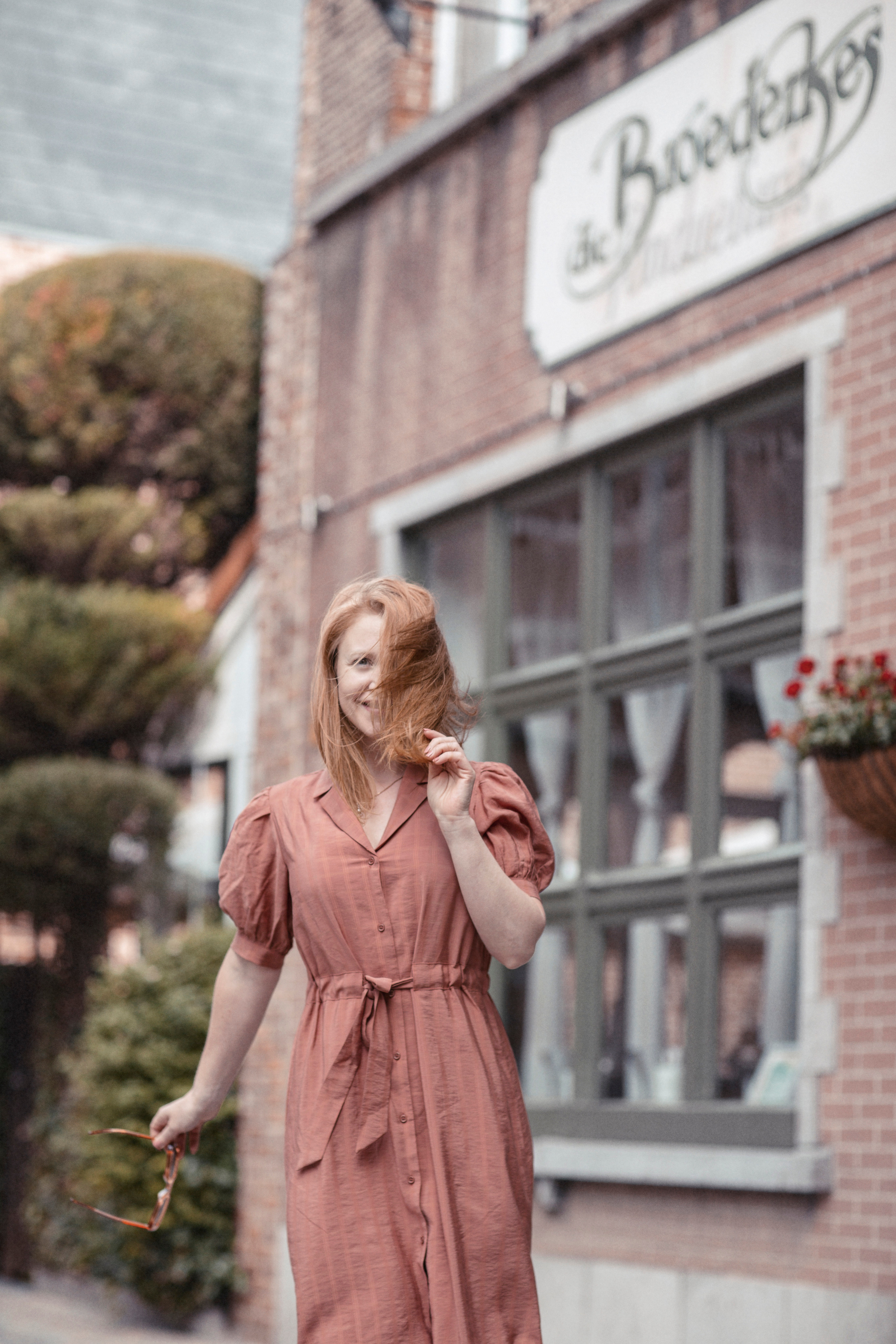 Alexandra — let’s walk together. Photographer in Belgium