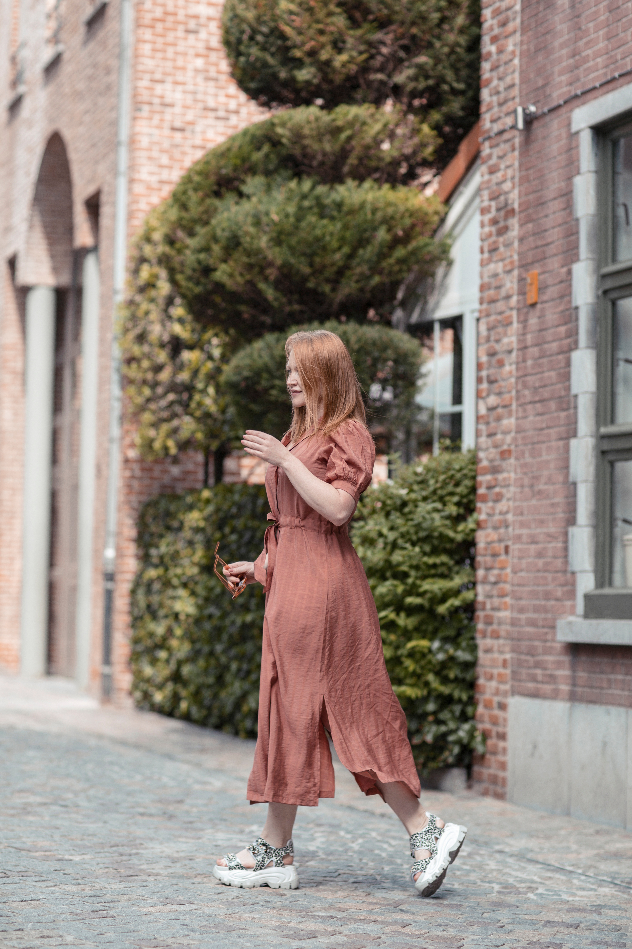 Alexandra — let’s walk together. Photographer in Belgium