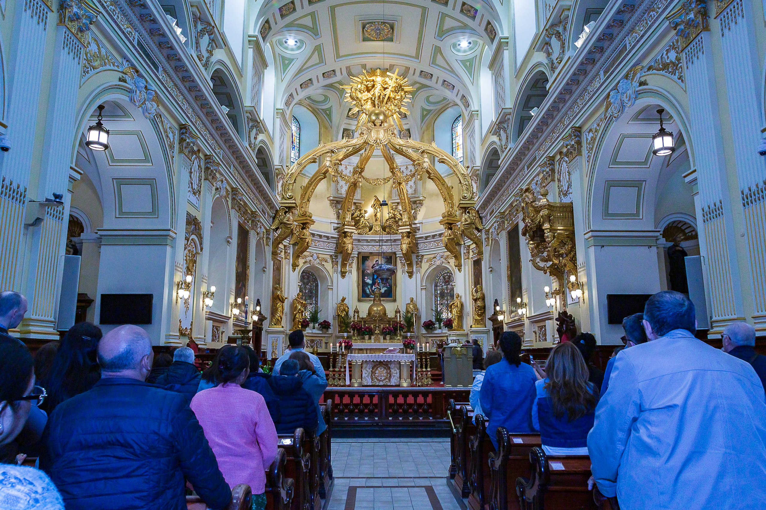 Sainte Anne de Beaupre et Quebec. Studioplaza8