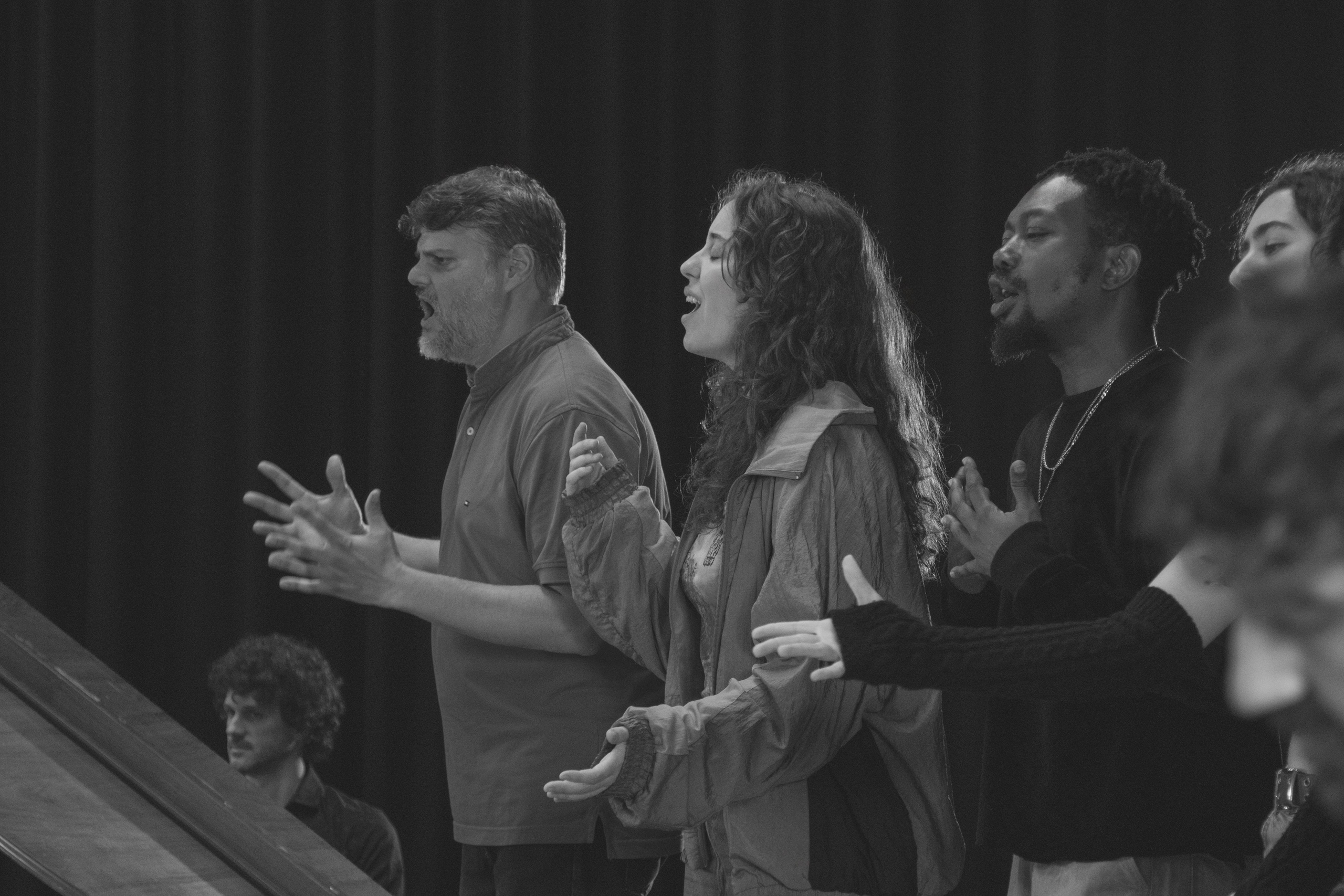 Attih Soul, choir shoot. Alexandra Uzianova — photo and video content in Barcelona