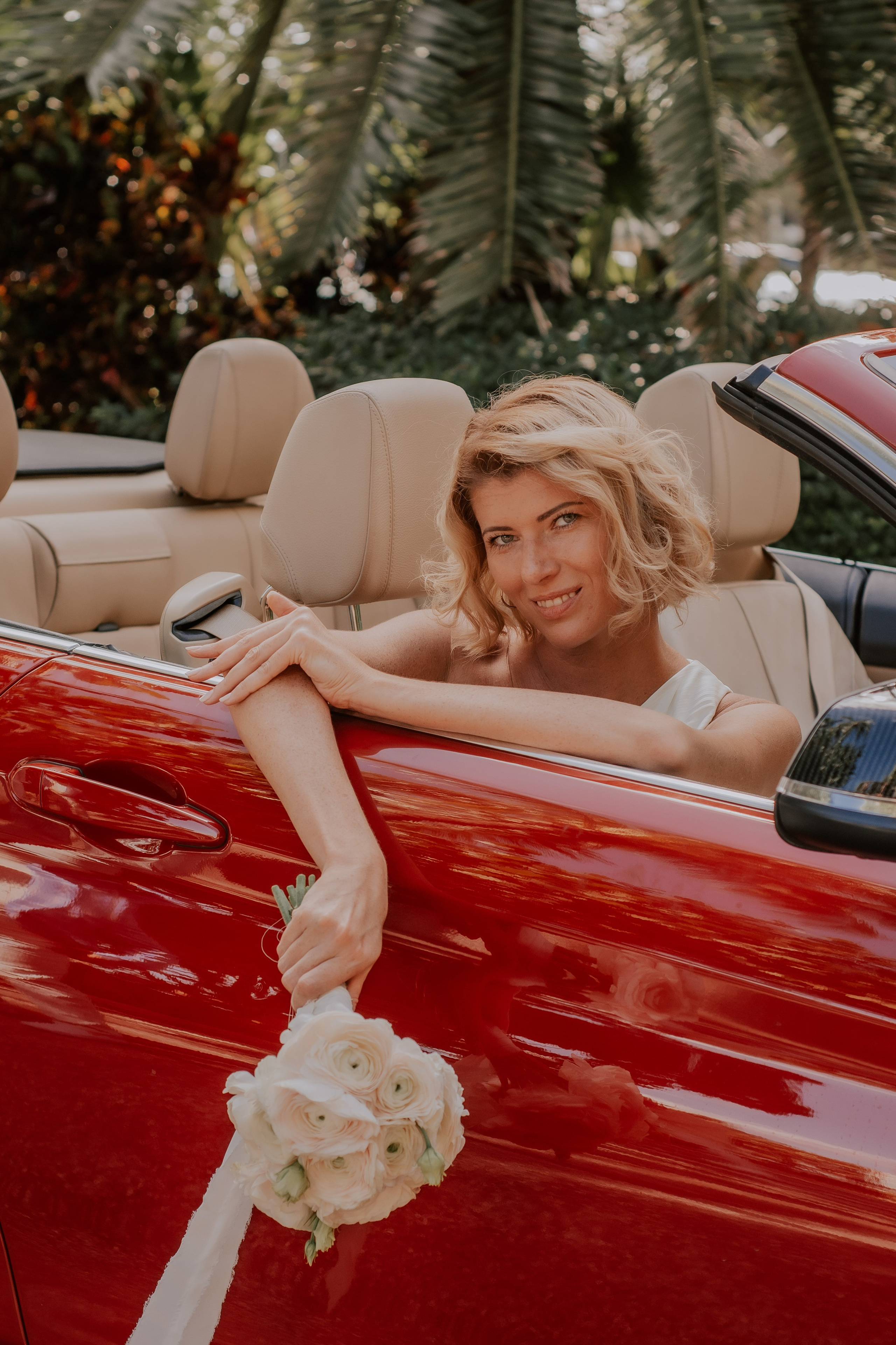 Wedding photography in Miami. Professional portrait photographer in Los Angeles | Axenia Haritonova