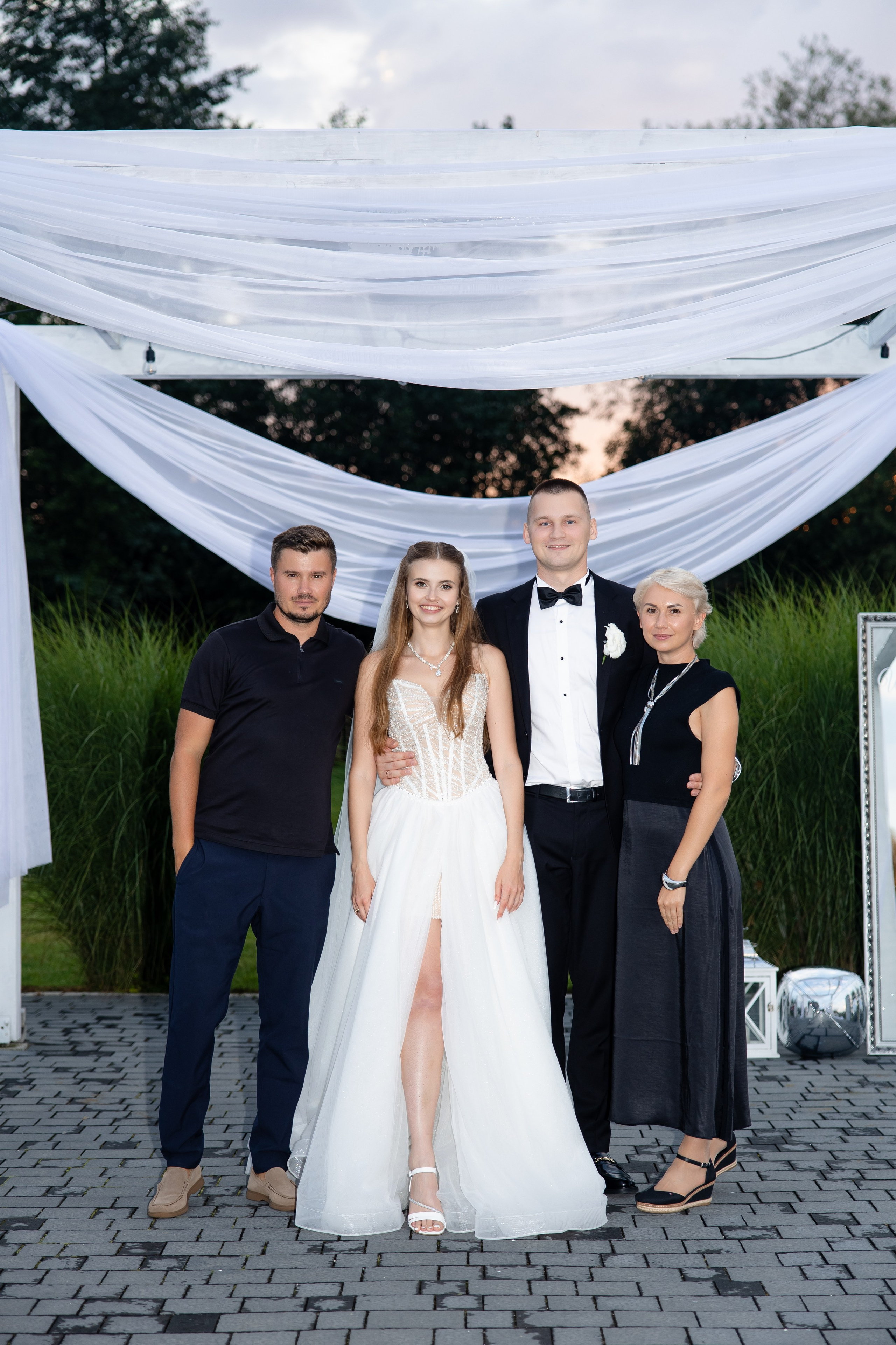 Артур + Анастасія. Весільний, сімейний фотограф Варшава