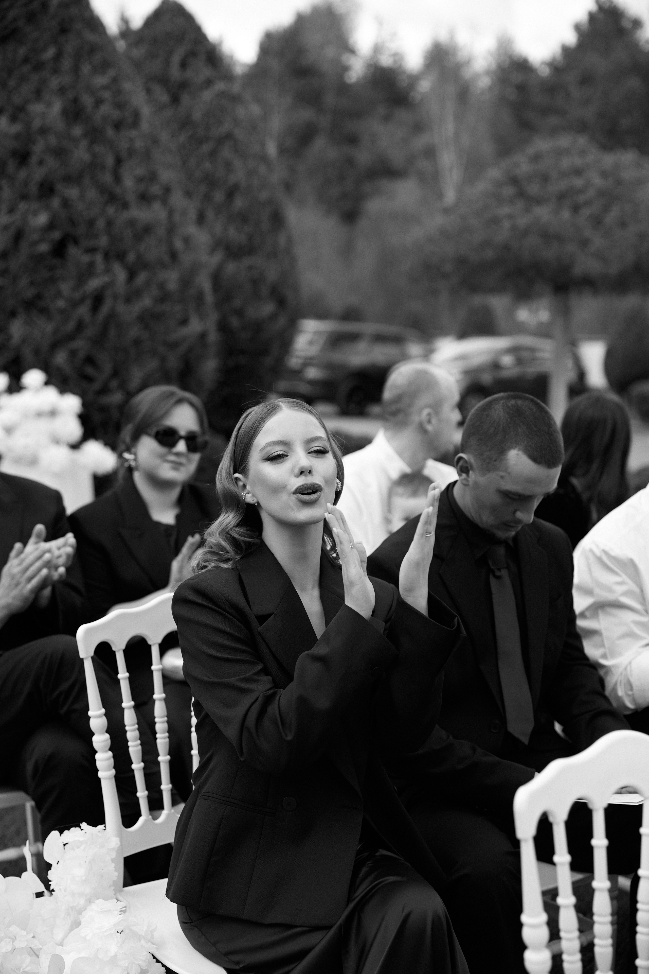 Natalia & Roman. Dworek przy lesie. Fotograf ślubny i rodzinny w Krakowie Yana Klymova